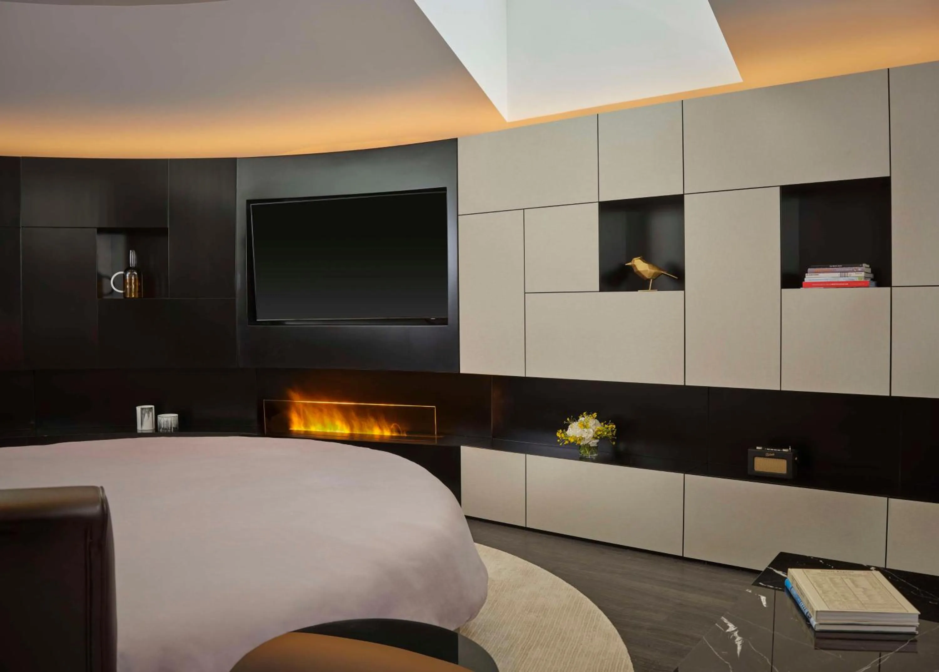 Photo of the whole room, Bed in art'otel Zagreb, Powered by Radisson Hotels