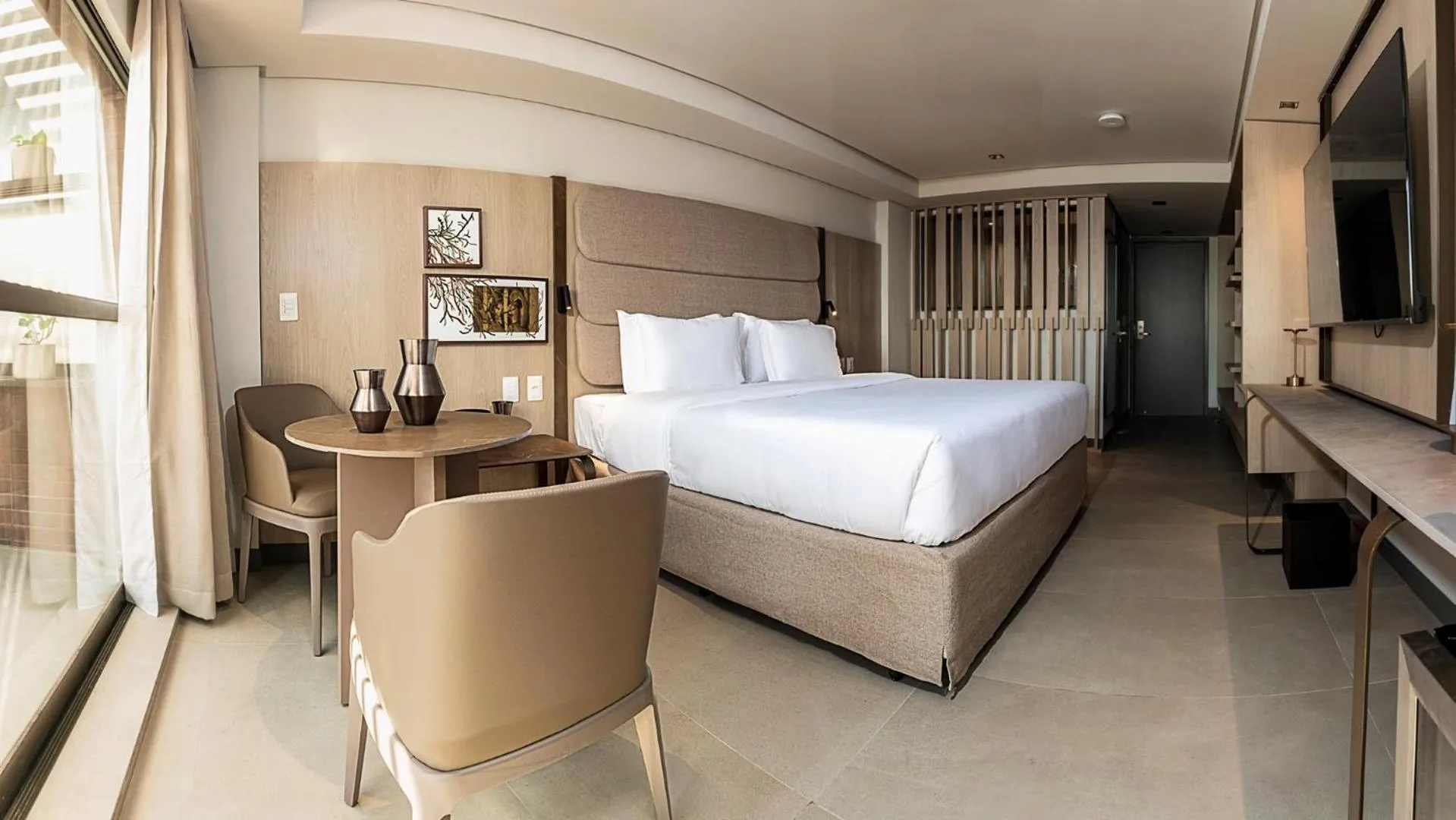 Coffee/tea facilities, Bed in HCM - Hotel Corais de Manaira