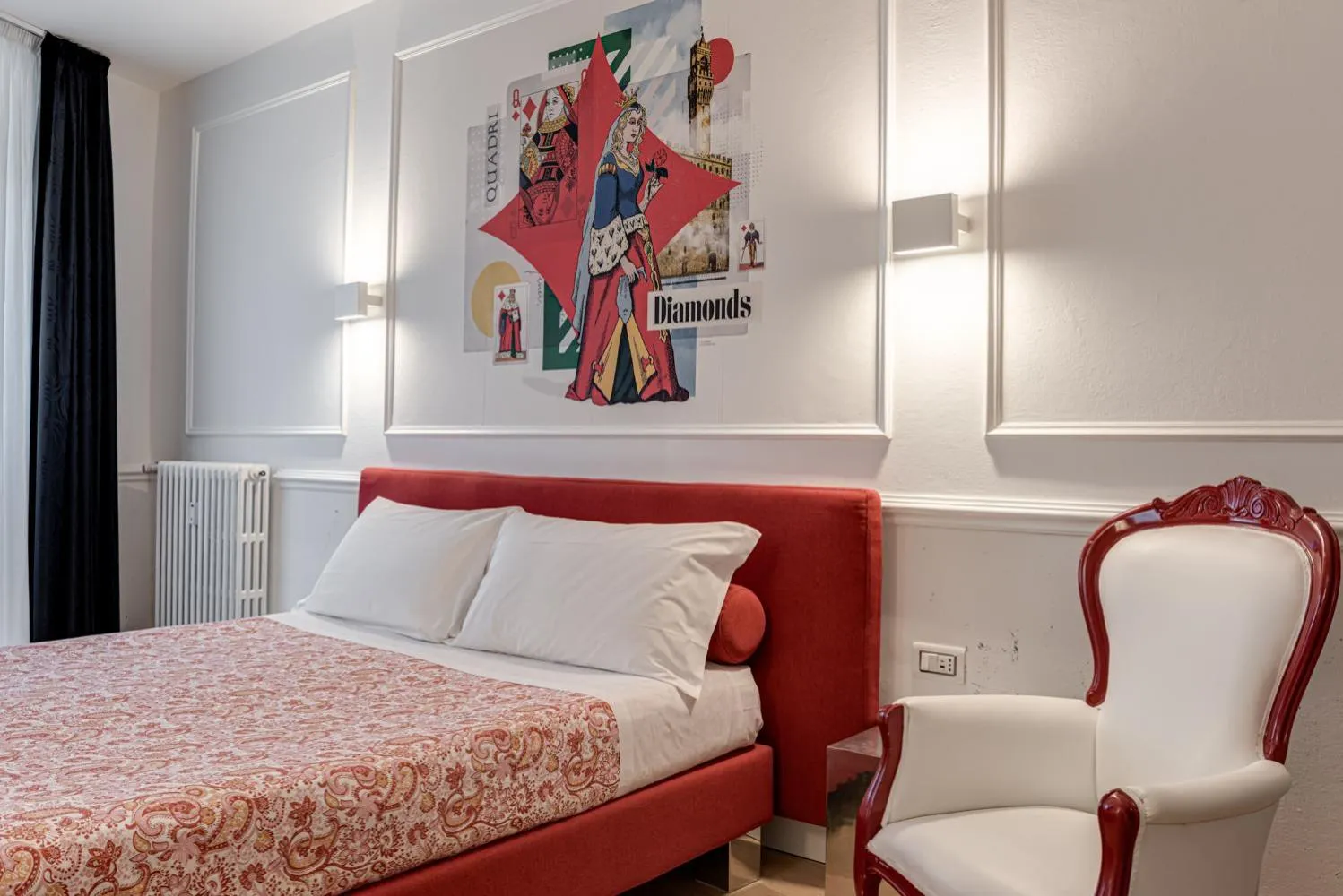 Photo of the whole room, Bed in Guicciardini 24