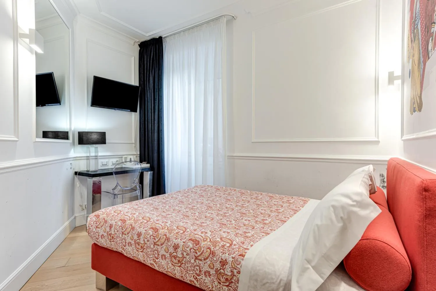 Bed in Guicciardini 24