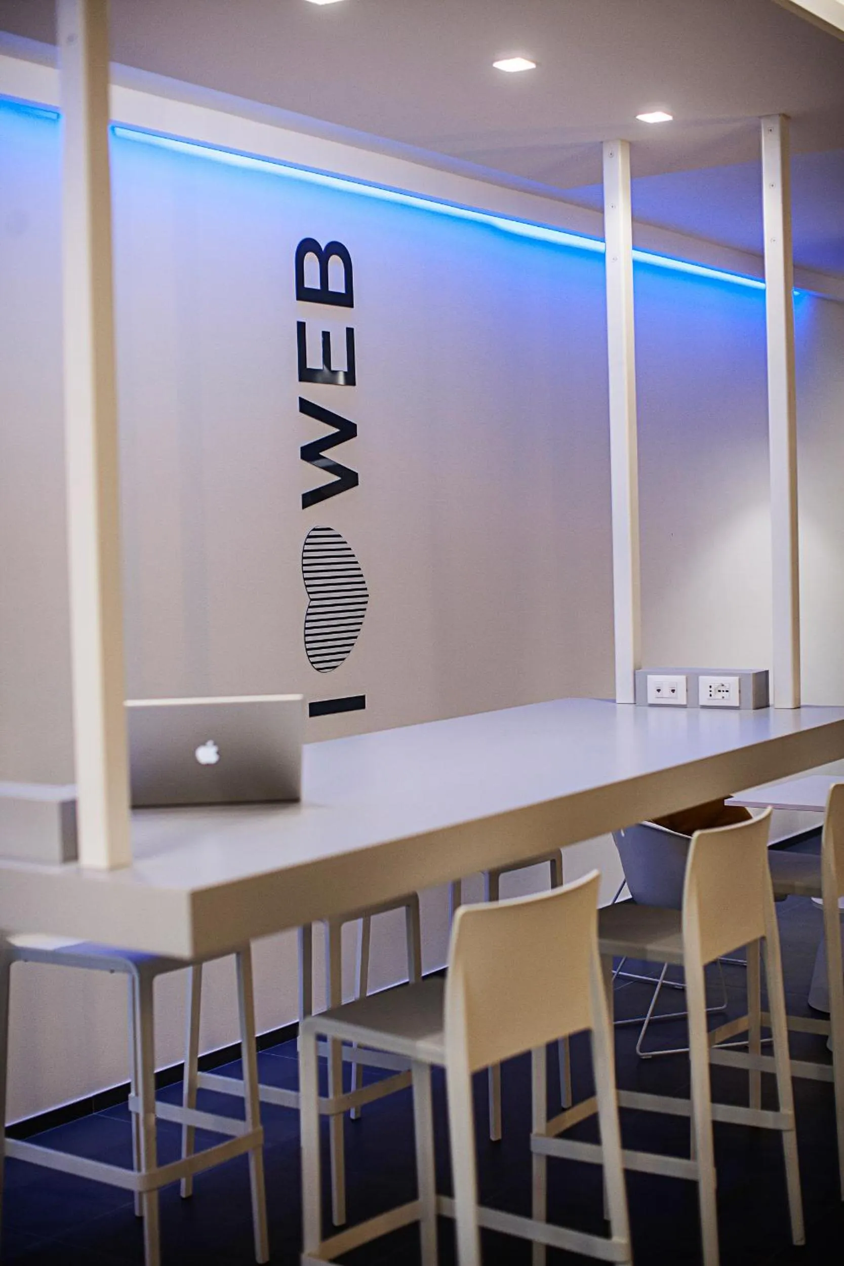 Lounge or bar in Love Boat Hotel - The Original