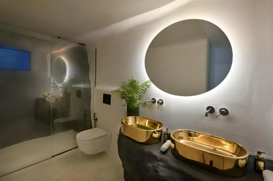 Bathroom in Million Stars Mykonos
