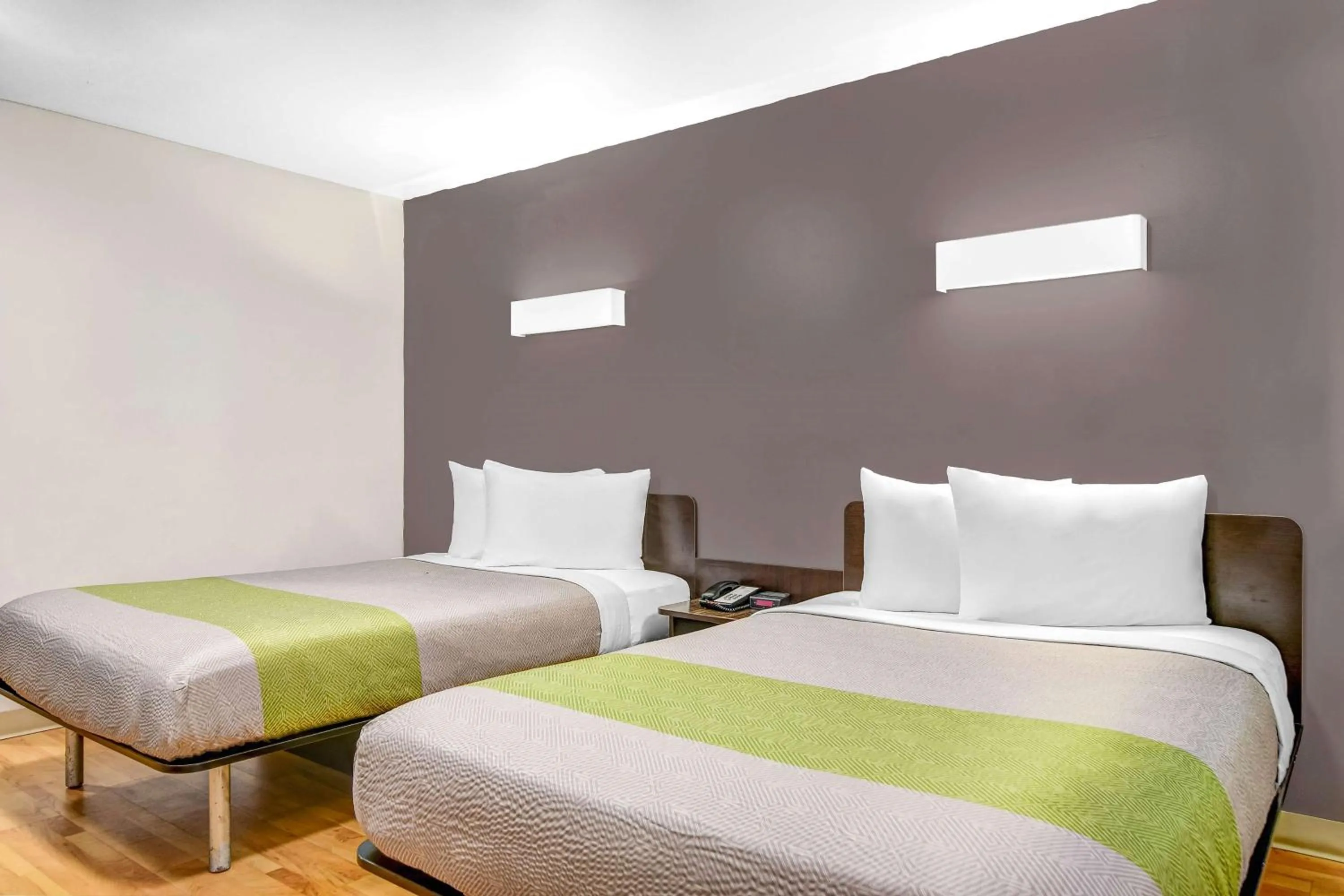 Bedroom, Bed in Studio 6-Atlanta, GA - Chamblee