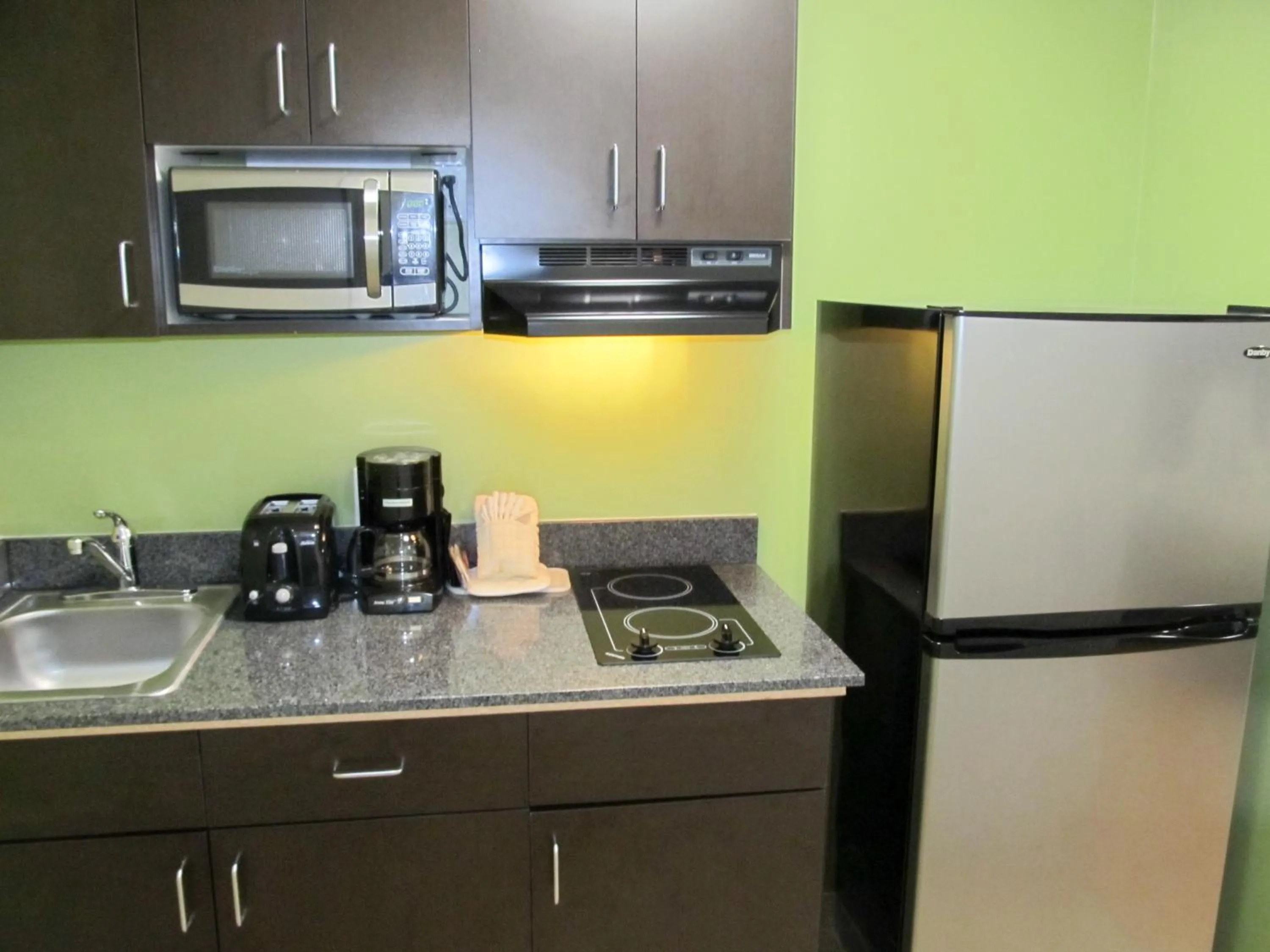 Kitchen or kitchenette in Studio 6-Atlanta, GA - Chamblee
