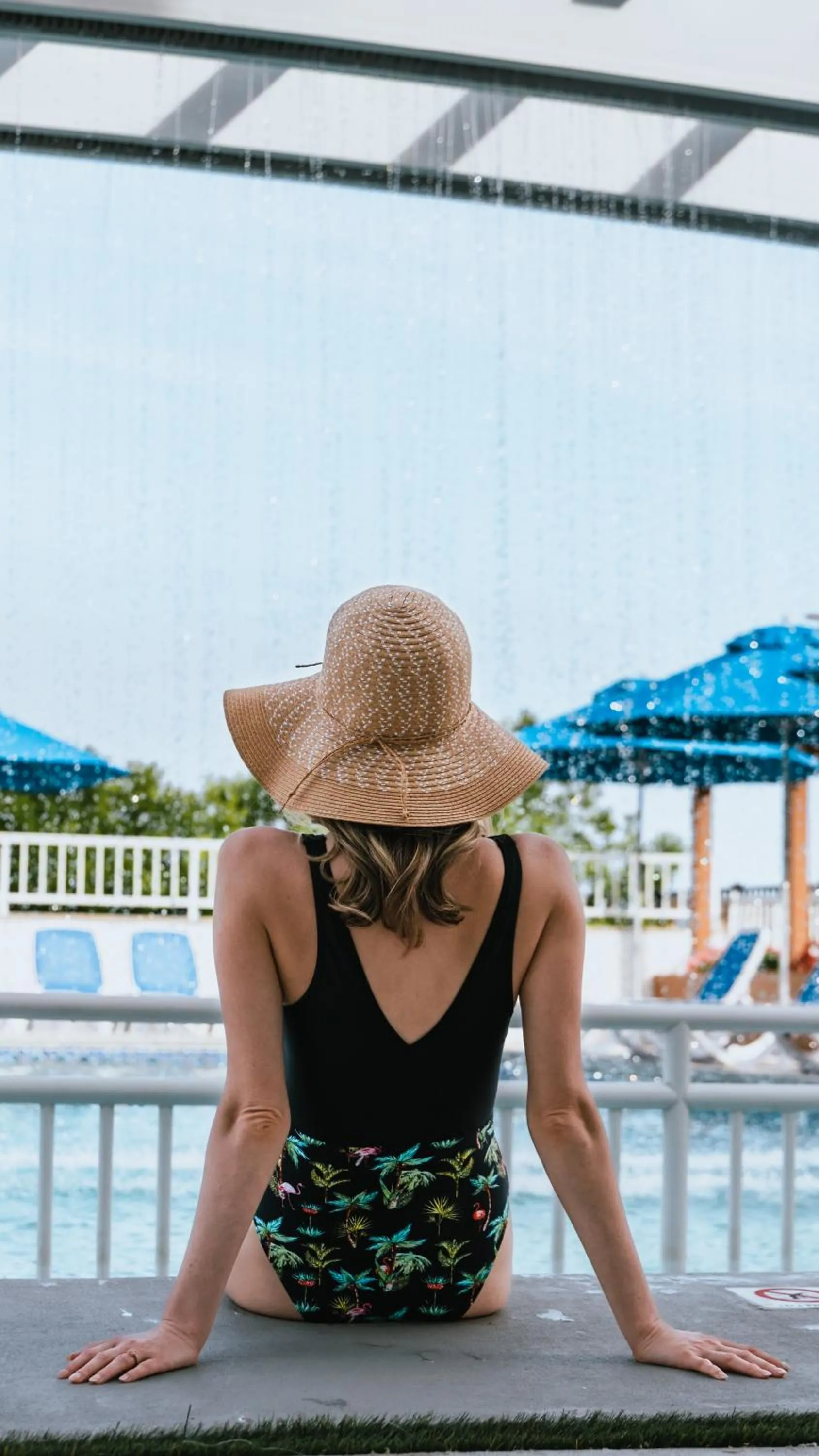 Swimming pool in Mahalo Diamond Beach Resort