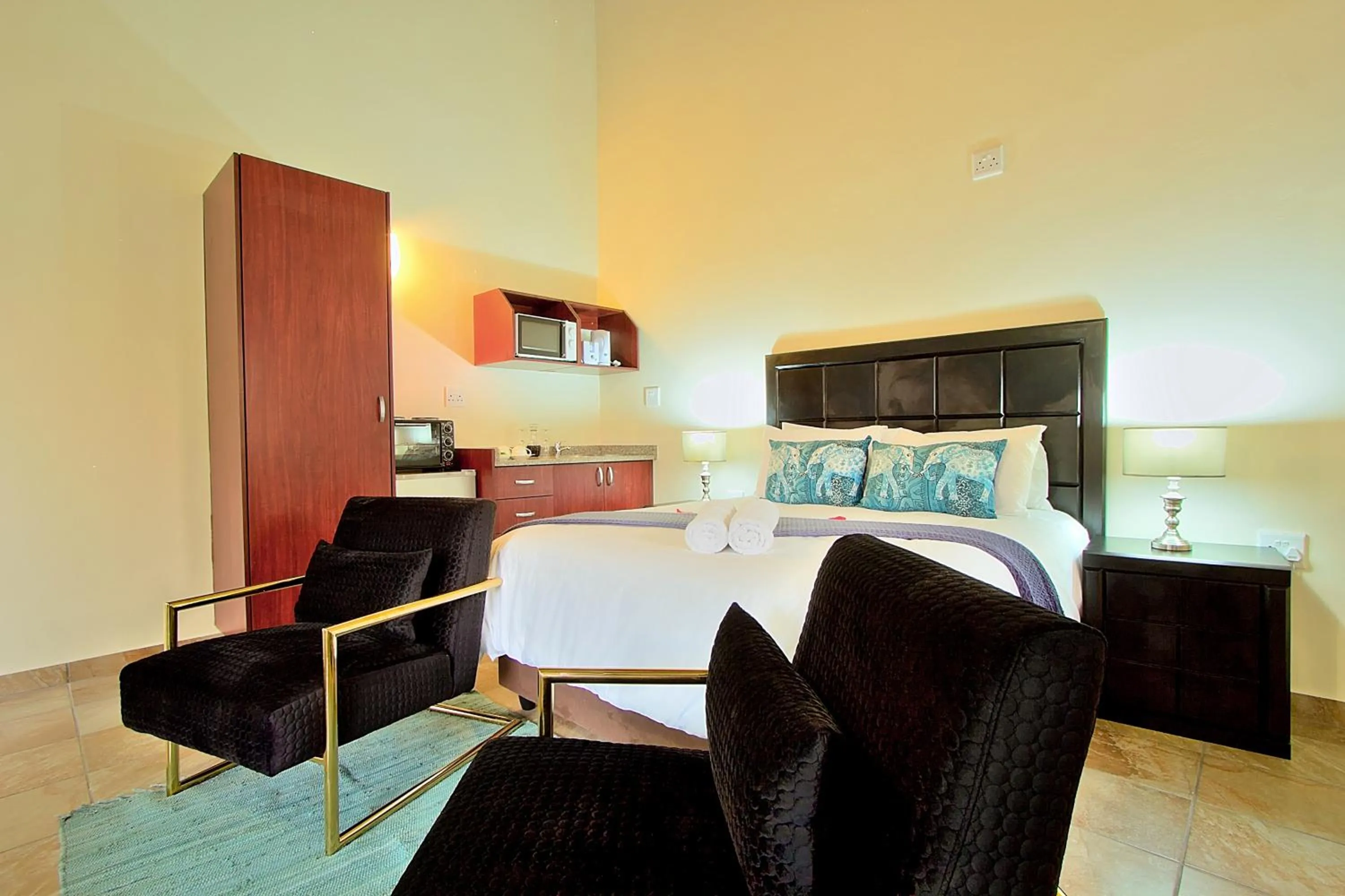 Bedroom, Bed in Royal Marlothi Kruger Safari Lodge and Spa