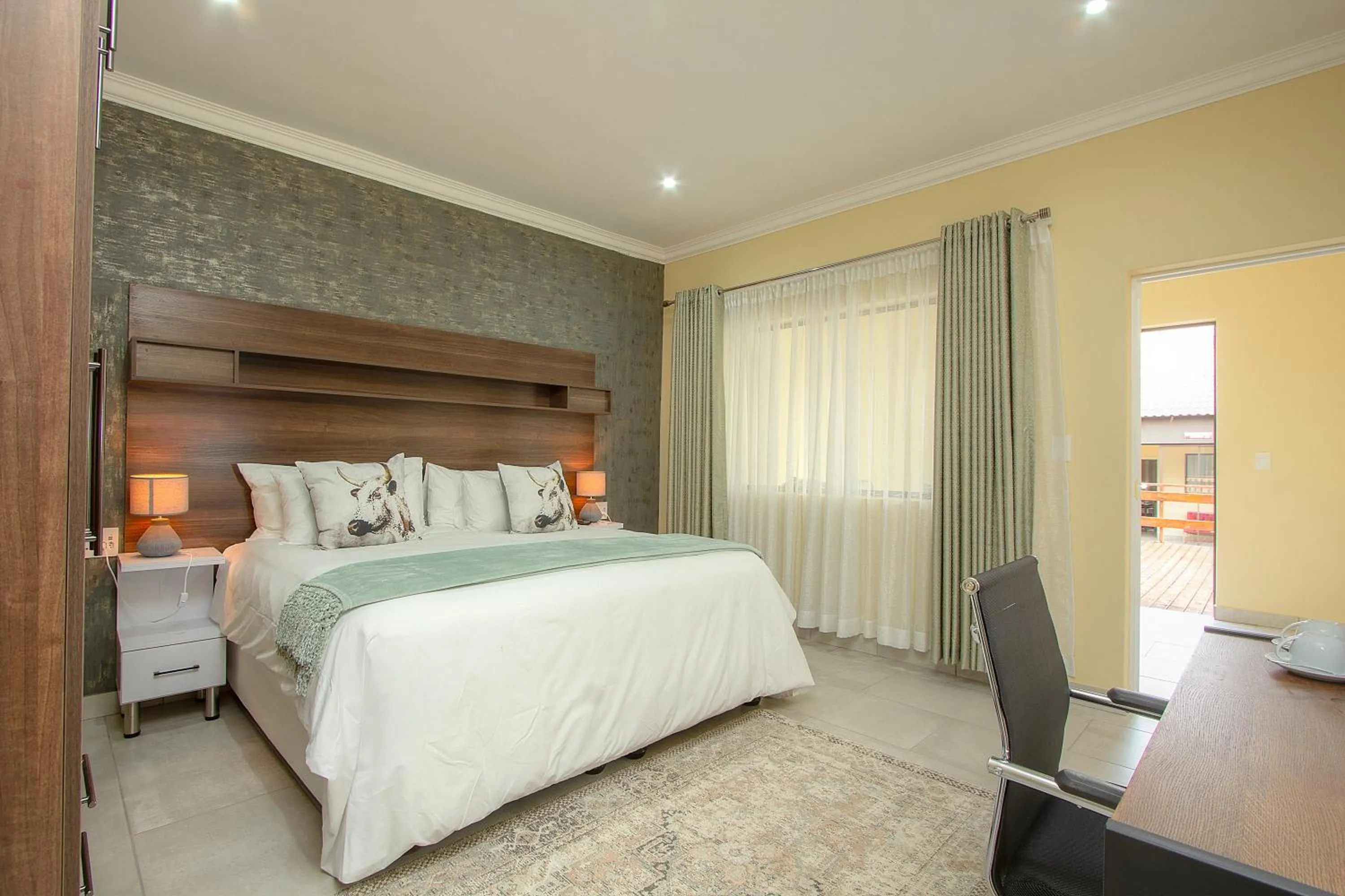 Bedroom, Bed in Royal Marlothi Kruger Safari Lodge and Spa