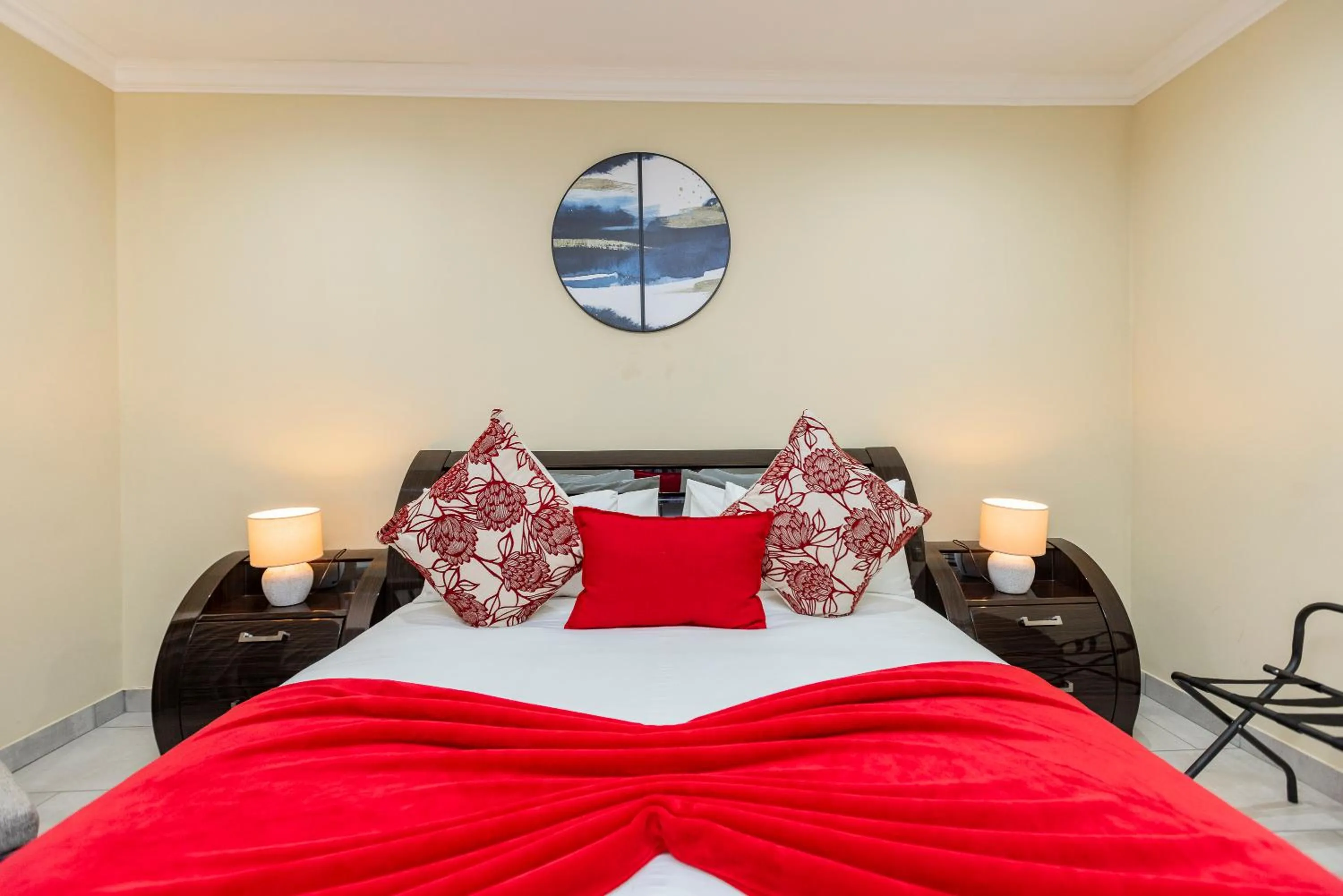 Bed in Royal Marlothi Kruger Safari Lodge and Spa