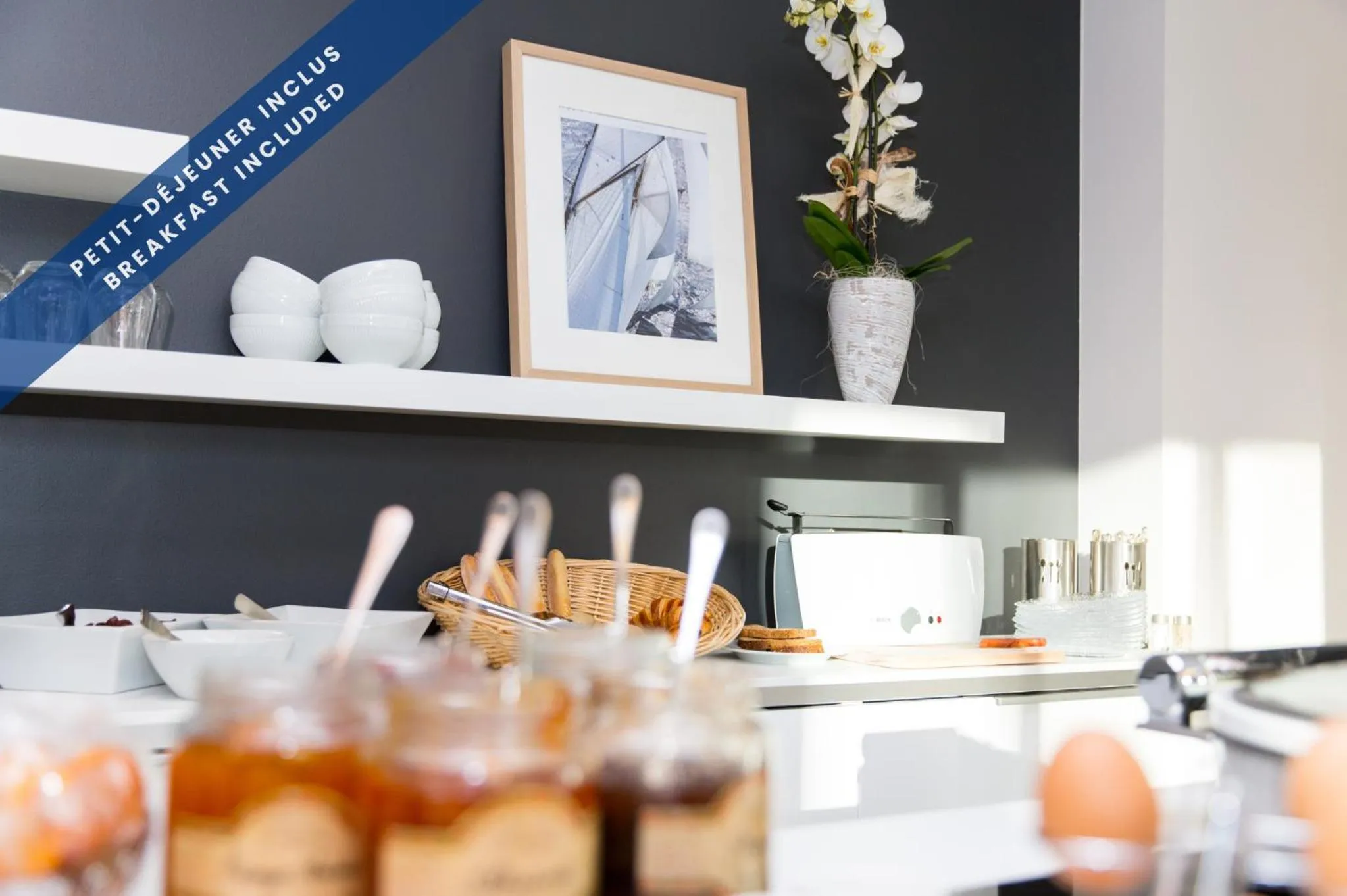 Food and drinks in Hôtel Les Voiles