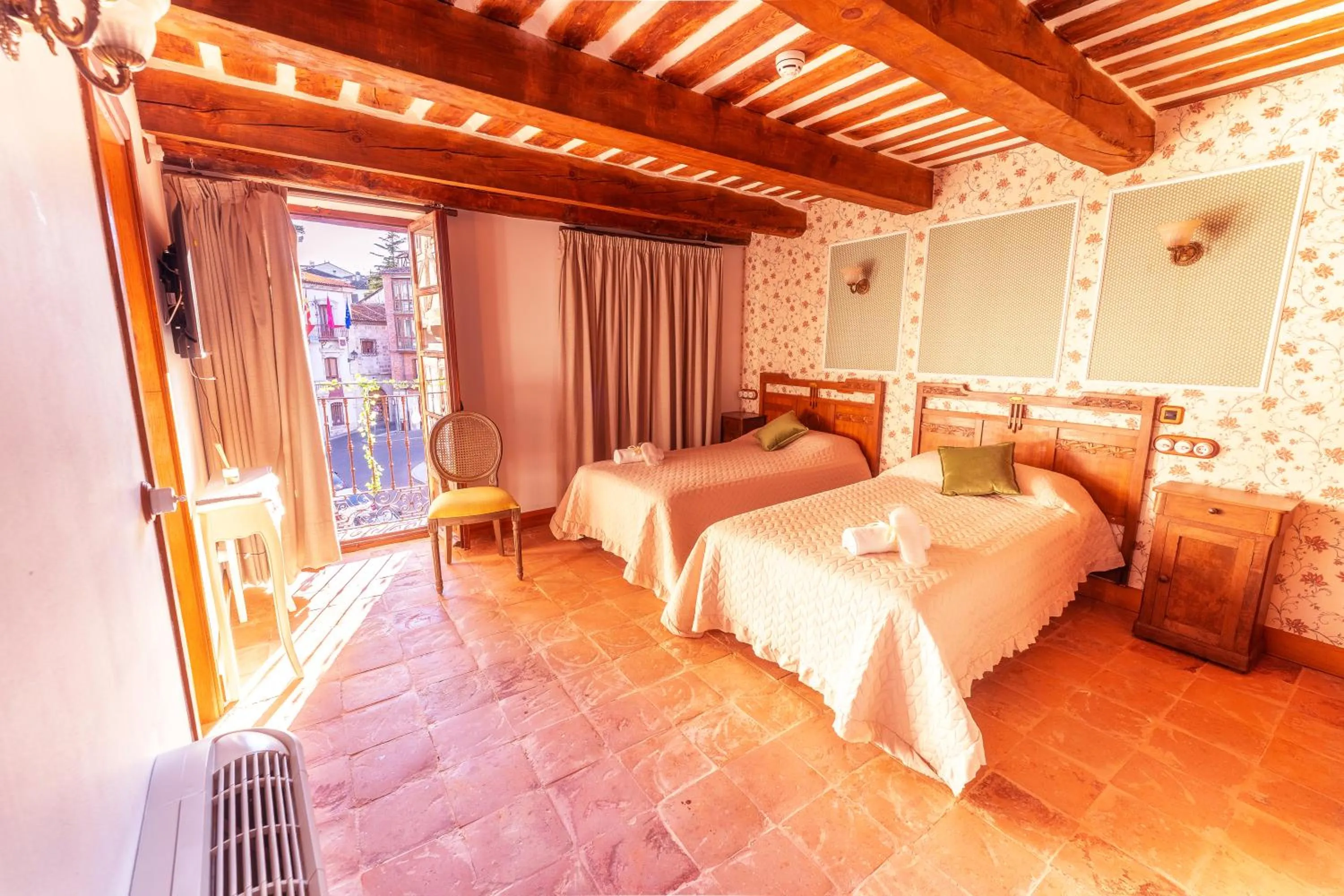 Bed in Hotel Rincón Castellano