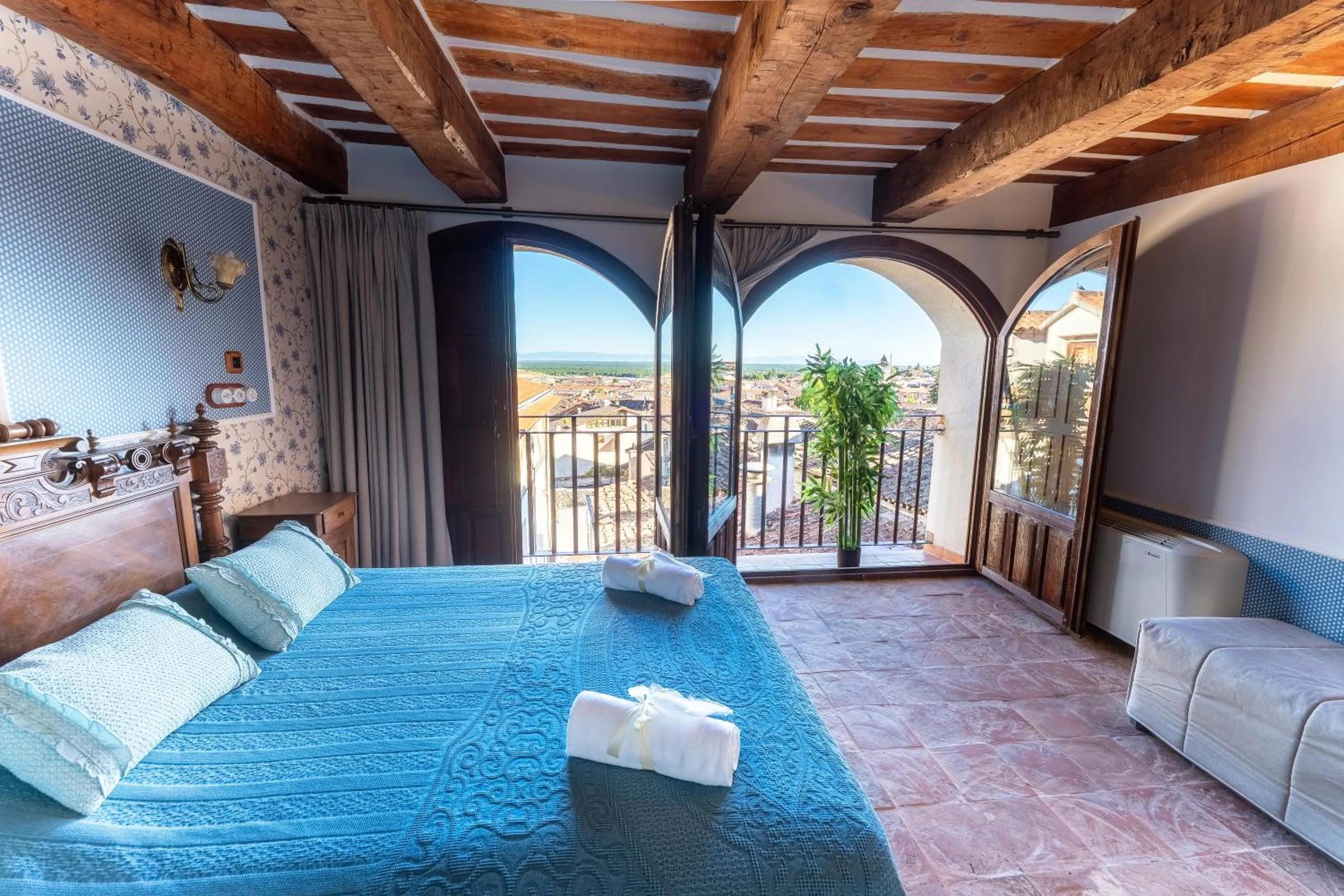 Photo of the whole room, Bed in Hotel Rincón Castellano