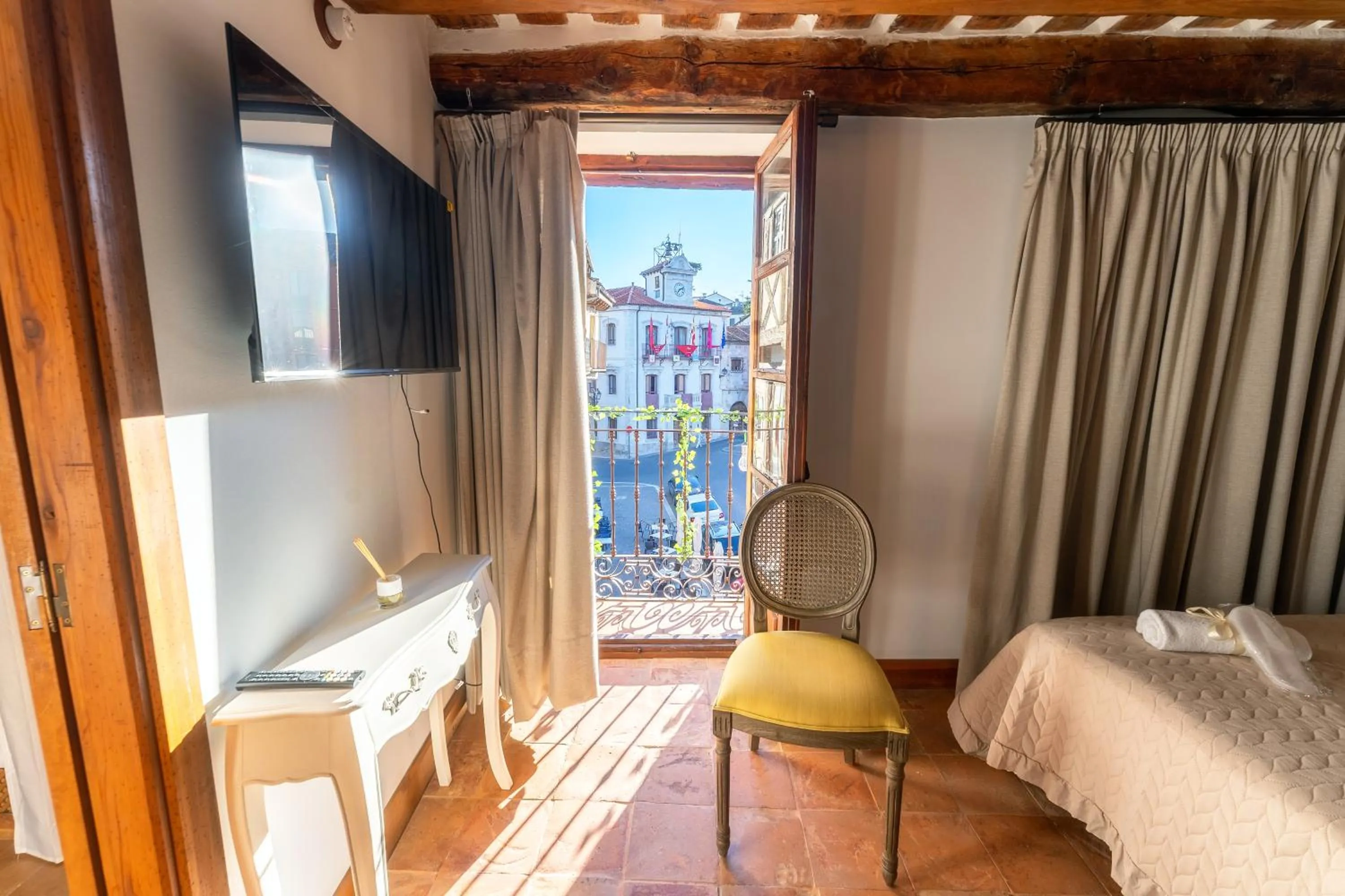 Bed in Hotel Rincón Castellano