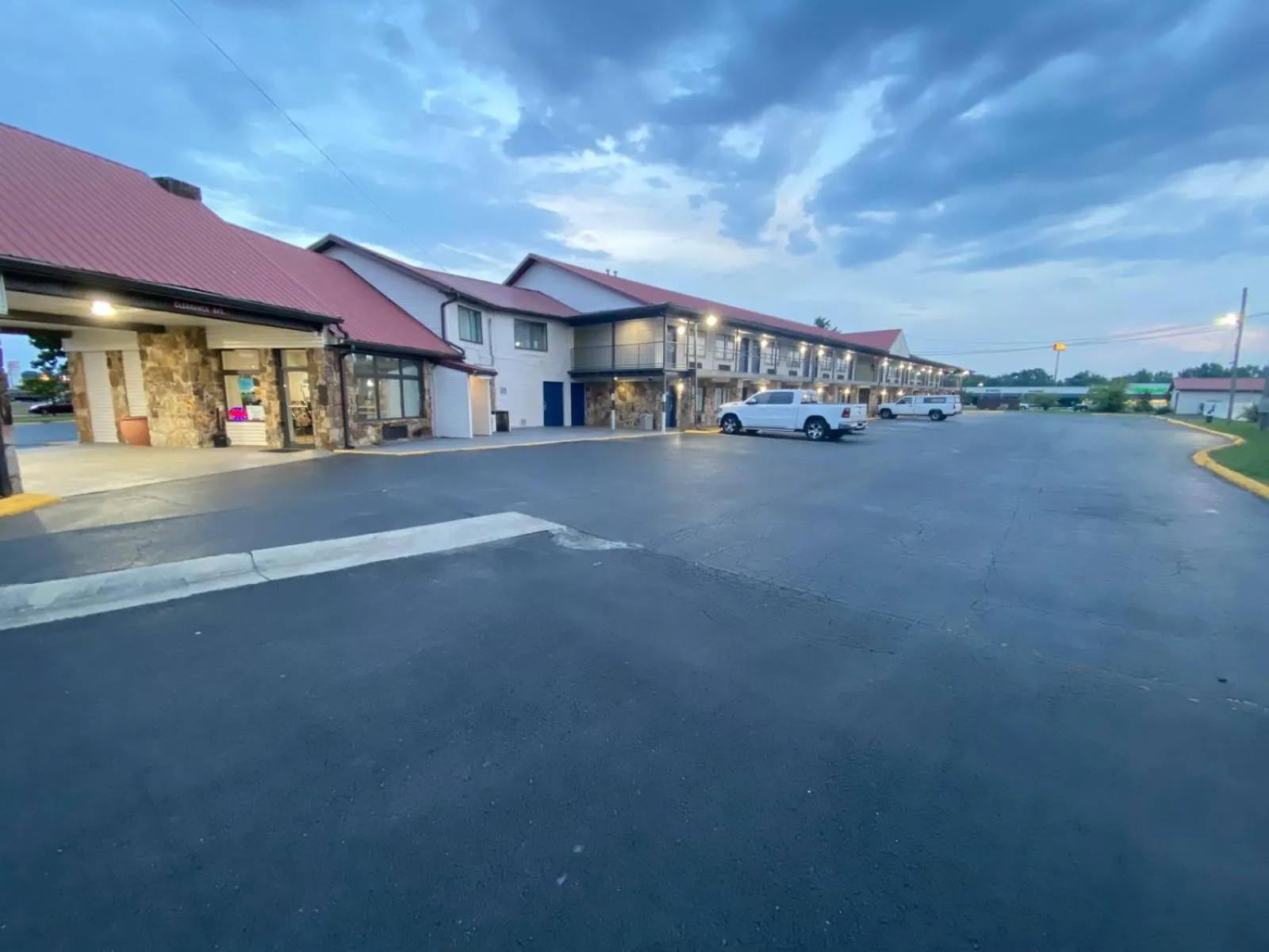 Property building in Motel 6 Manchester TN