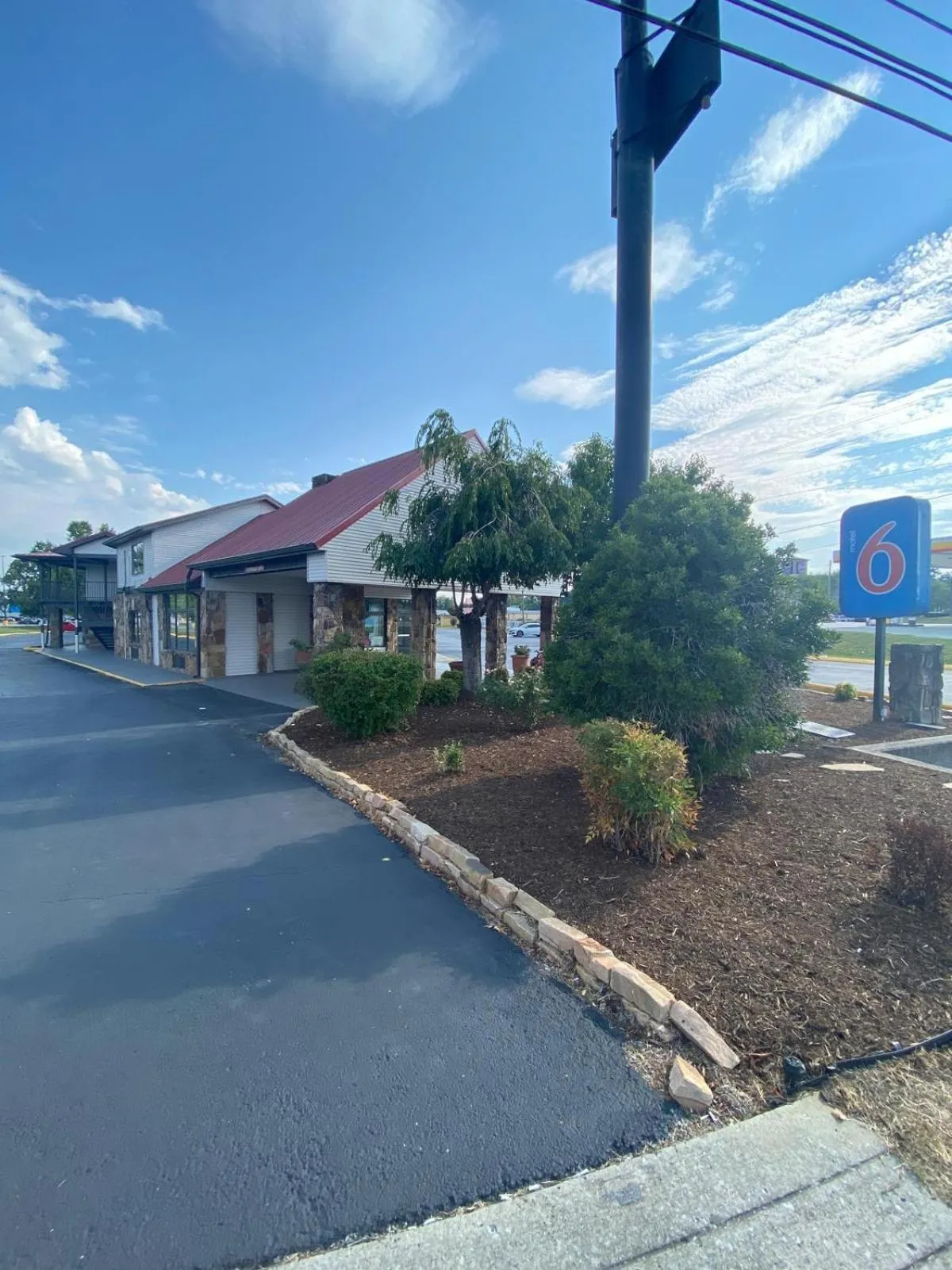 Property building in Motel 6 Manchester TN