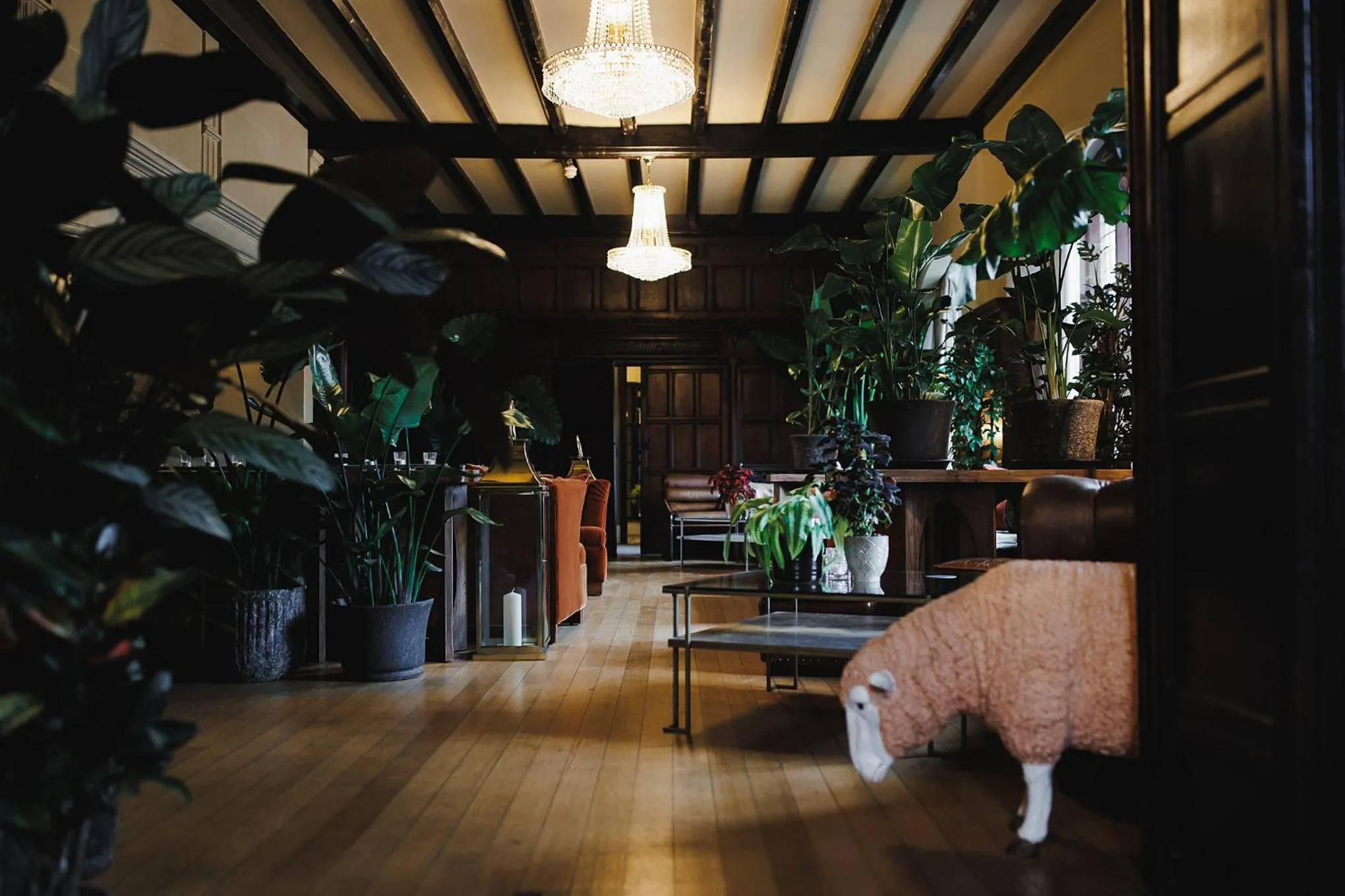 Lounge or bar in Caer Rhun Hall Hotel