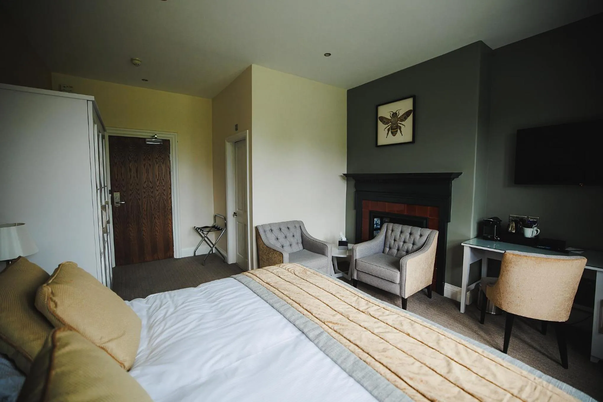 Bedroom, Bed in Caer Rhun Hall Hotel