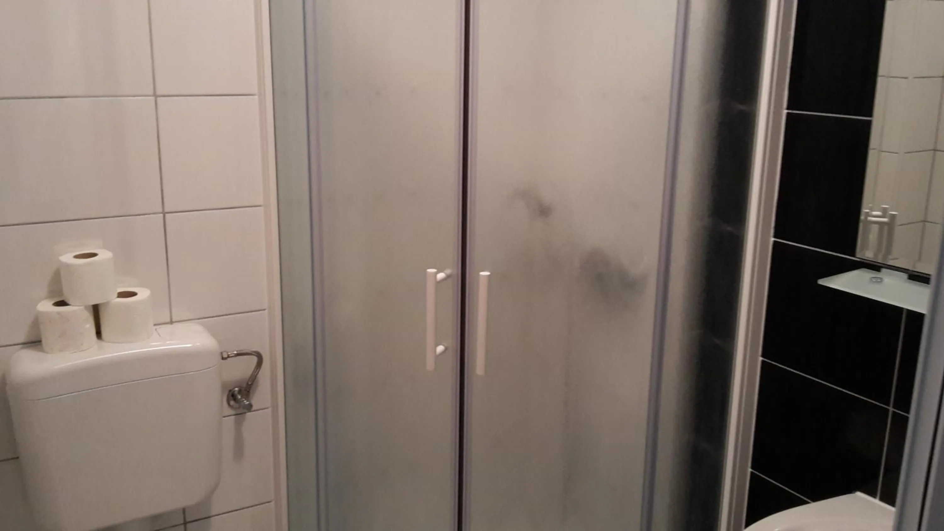 Shower in Hotel ''Marinko Kozina'' - Medjugorje
