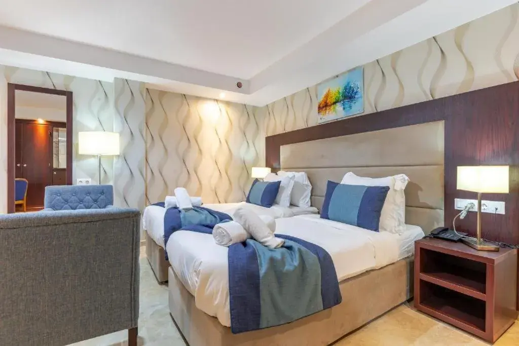 Deluxe Double Room with Two Double Beds in Hotel Hammamet Deluxe Double Room with Two Double Beds in Hotel Hammamet