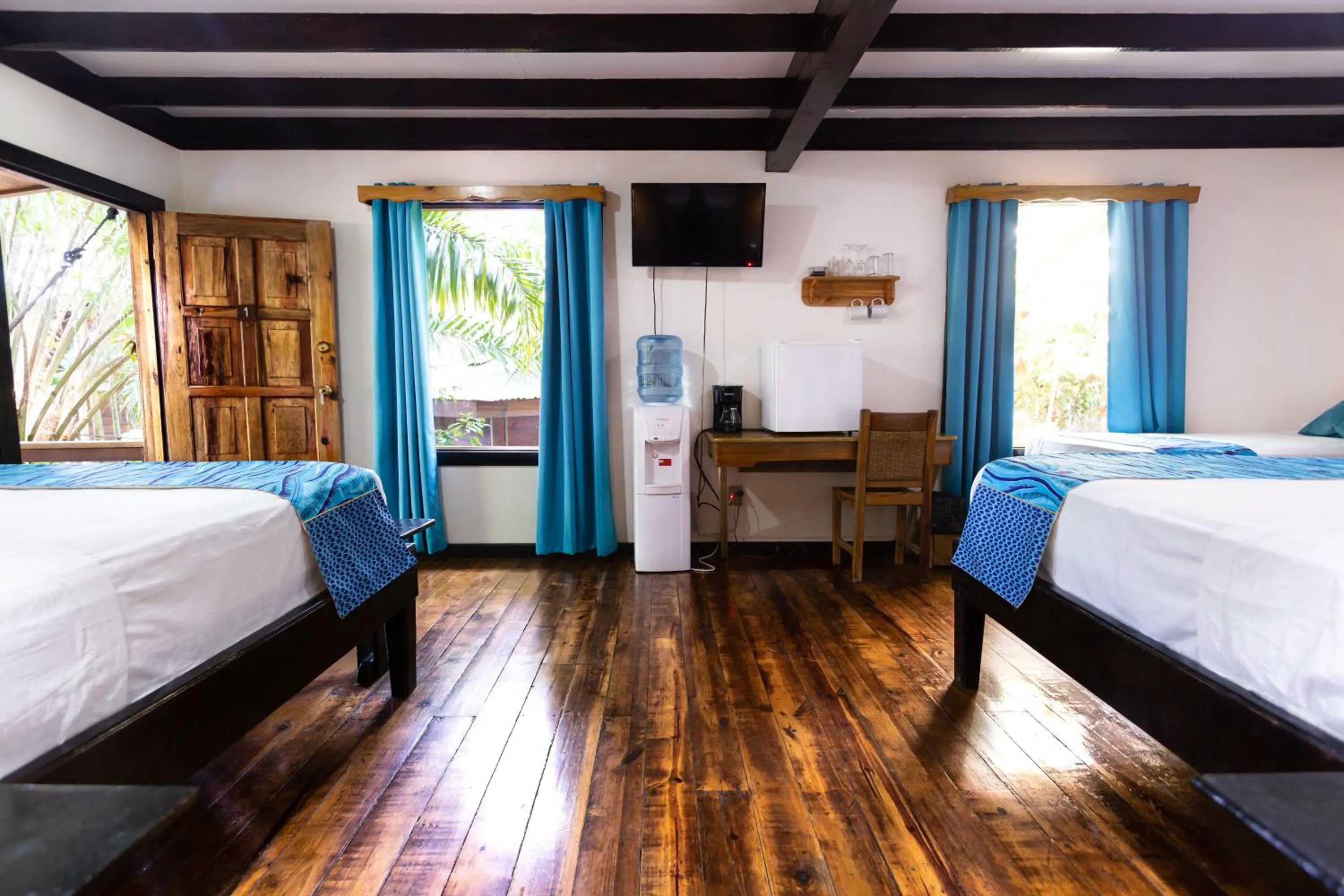 Bed in Mango Inn Resort