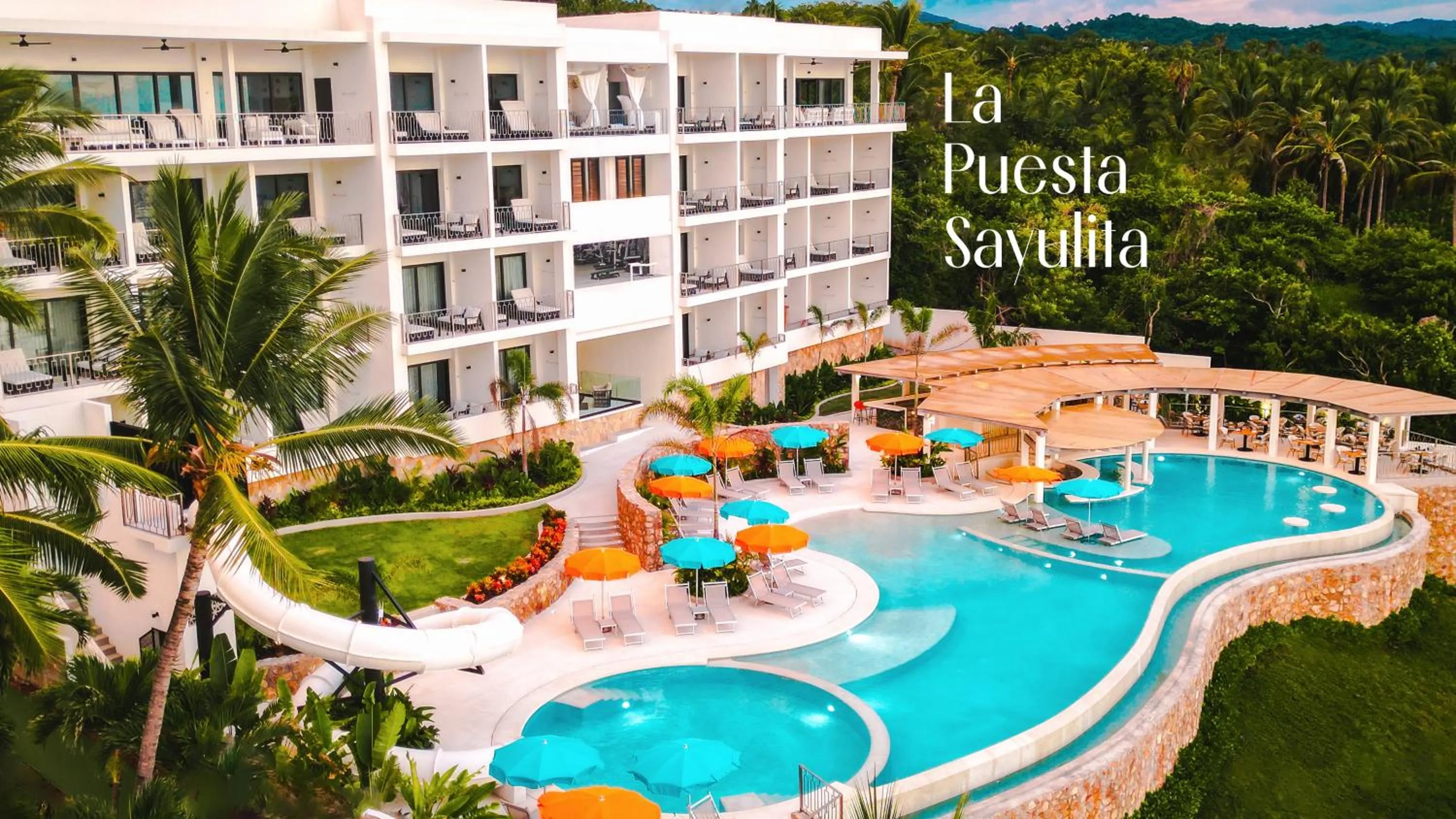 Swimming pool in La Puesta Sayulita