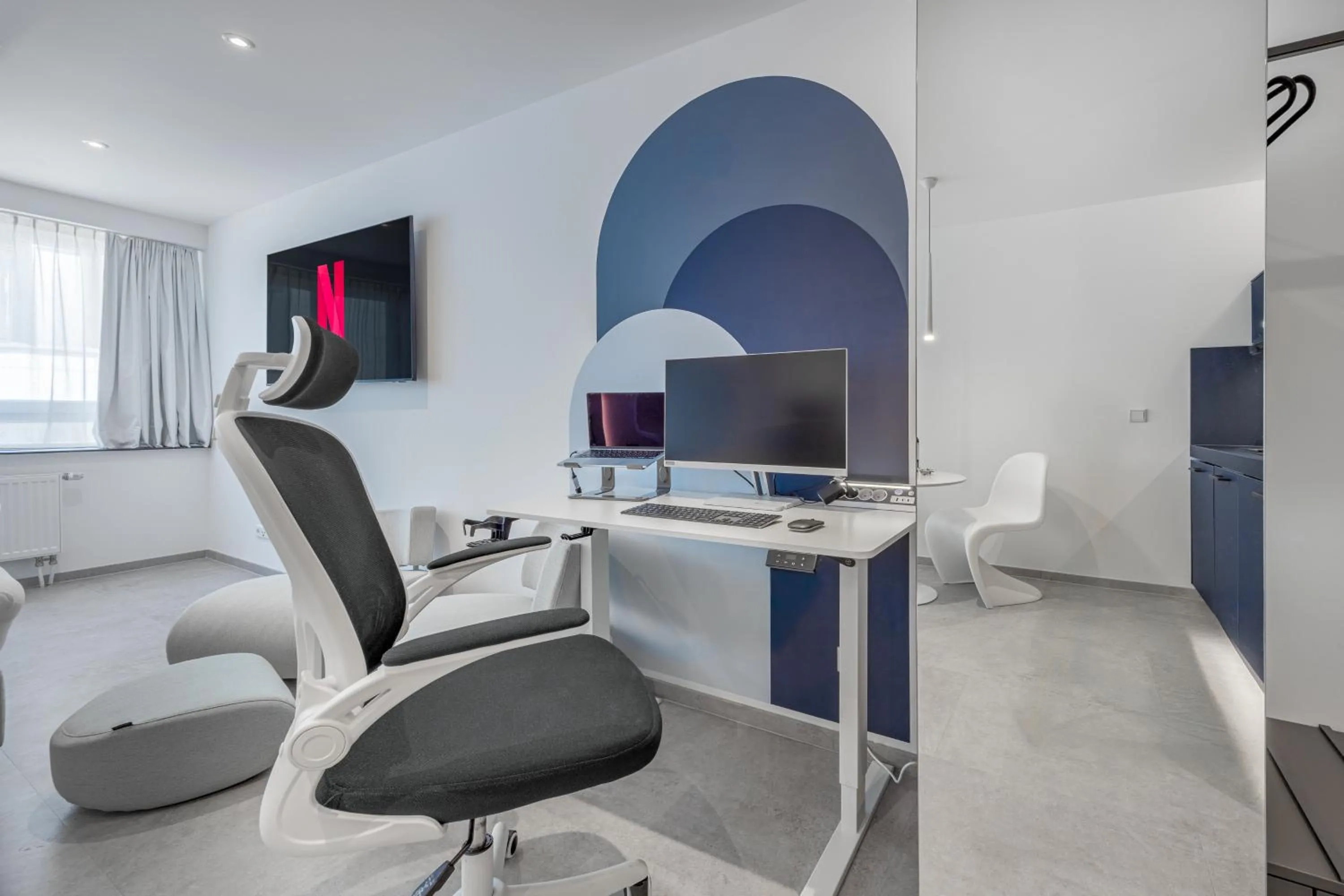 TV and multimedia in zzzpace Smart-Hotel Bielefeld Zentrum