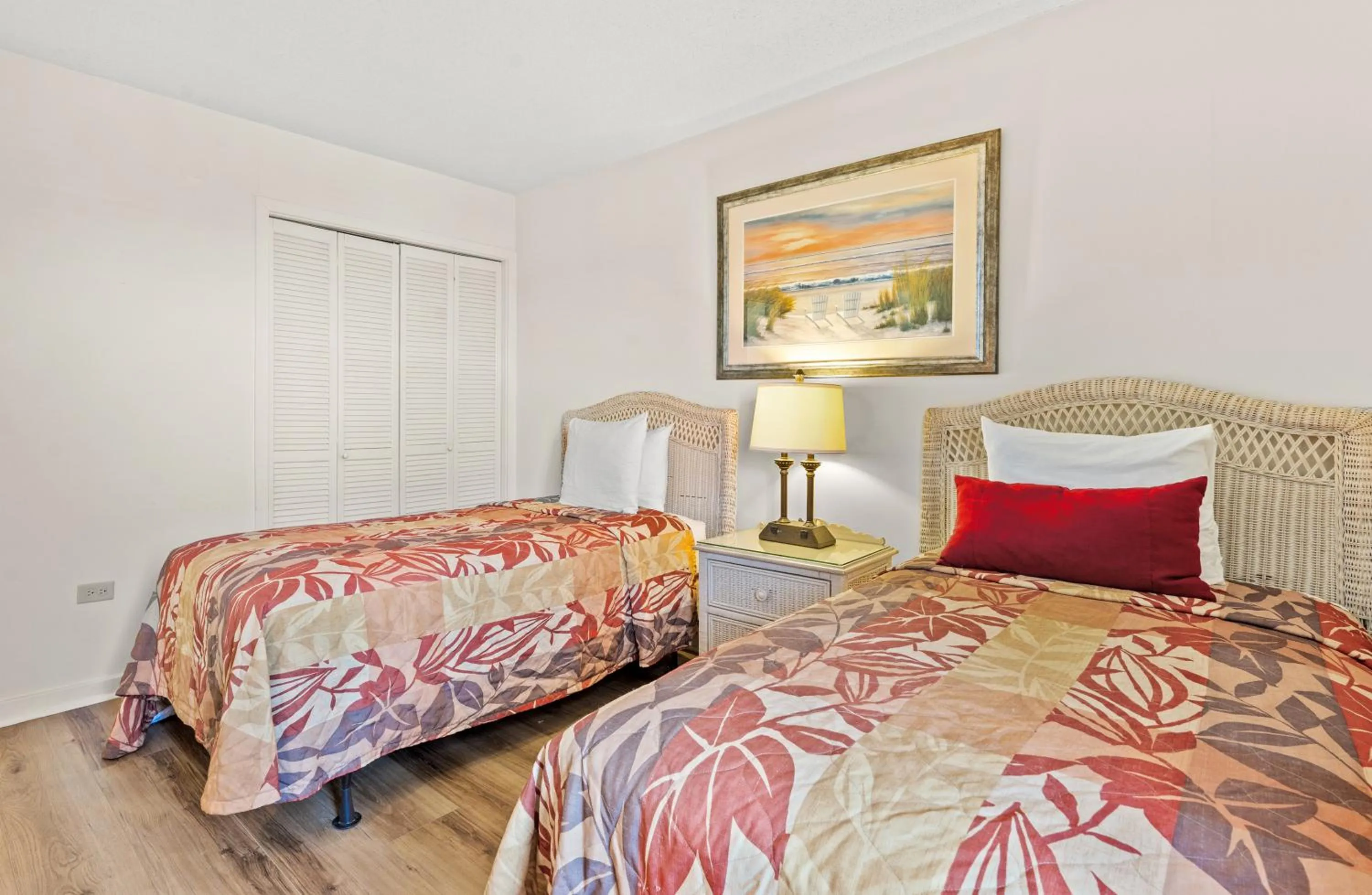 Bedroom, Bed in Ocean Creek Resort