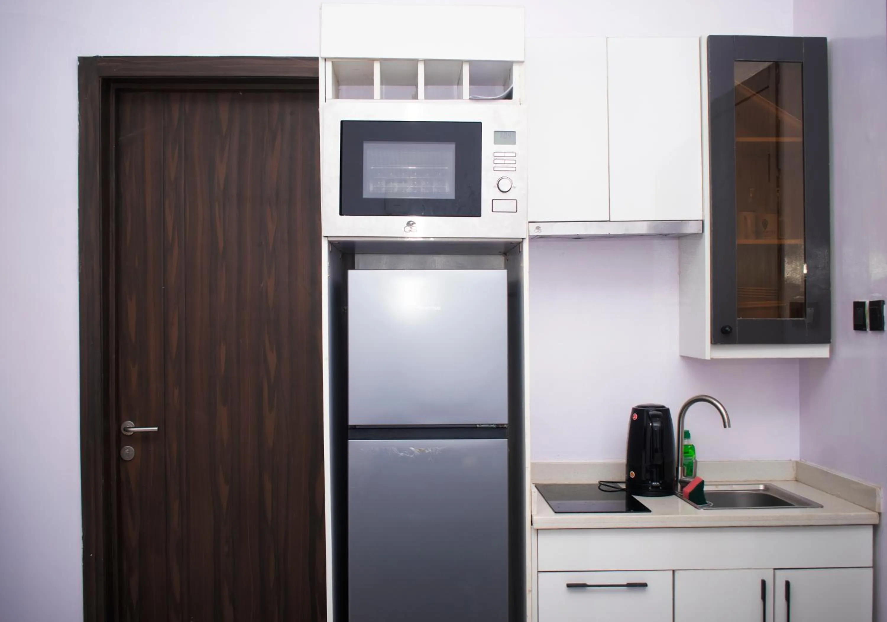 Kitchen or kitchenette in Sapphire Residences by Crystal