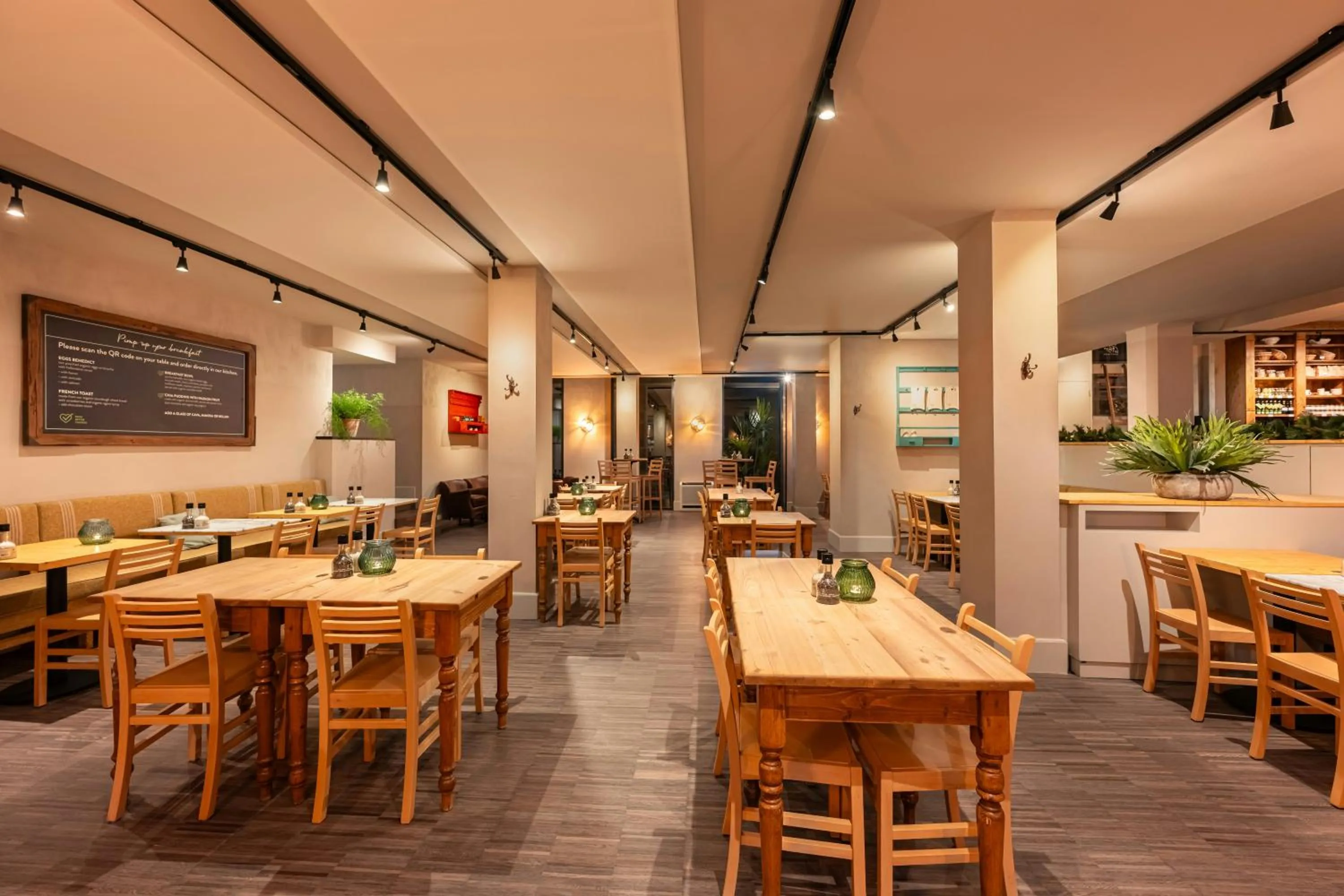 Breakfast in Leonardo Boutique Hotel Maastricht City Center