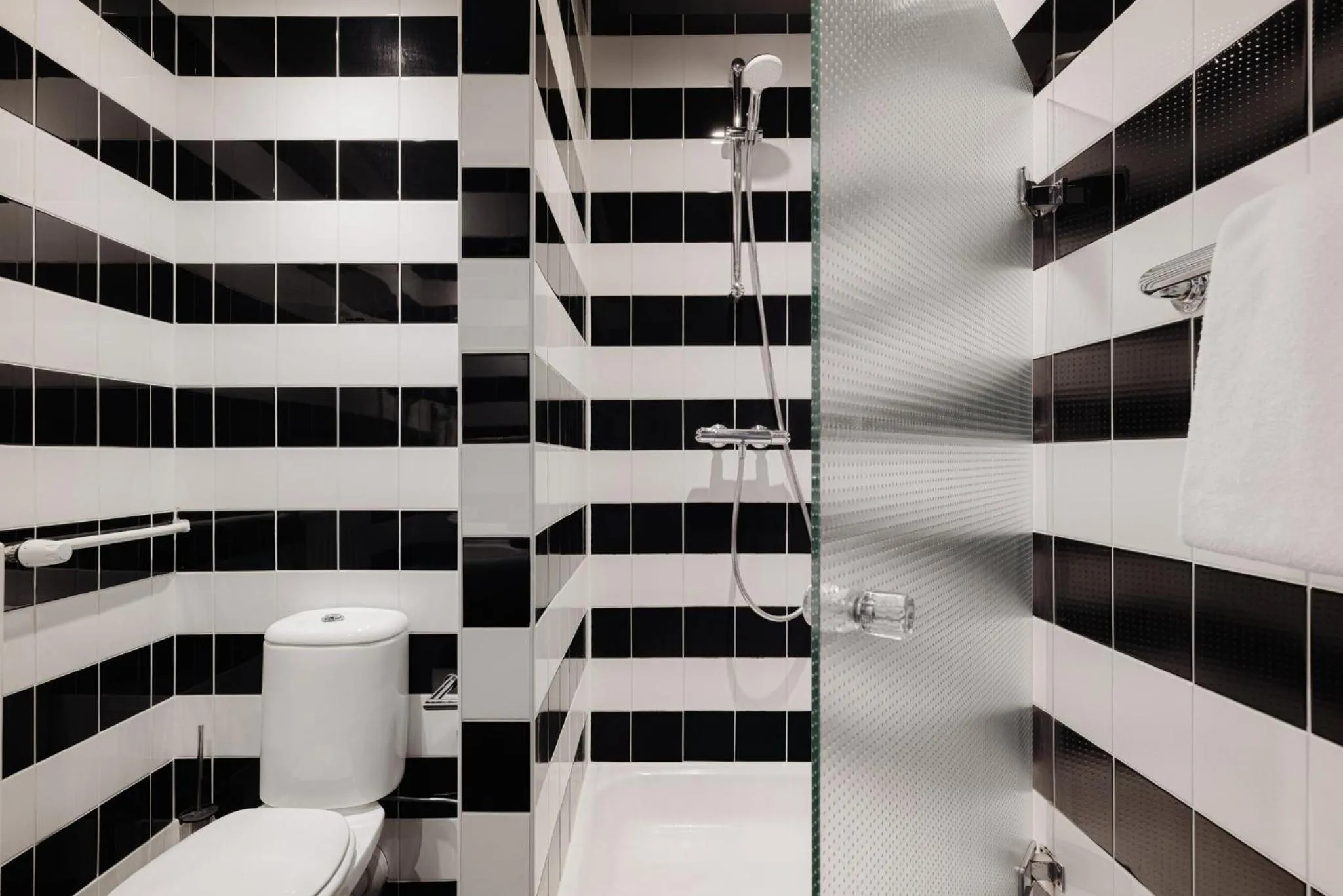 Bathroom in Leonardo Boutique Hotel Maastricht City Center