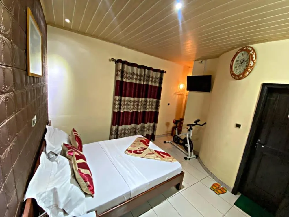 Bed in Hôtel Excelle Xior