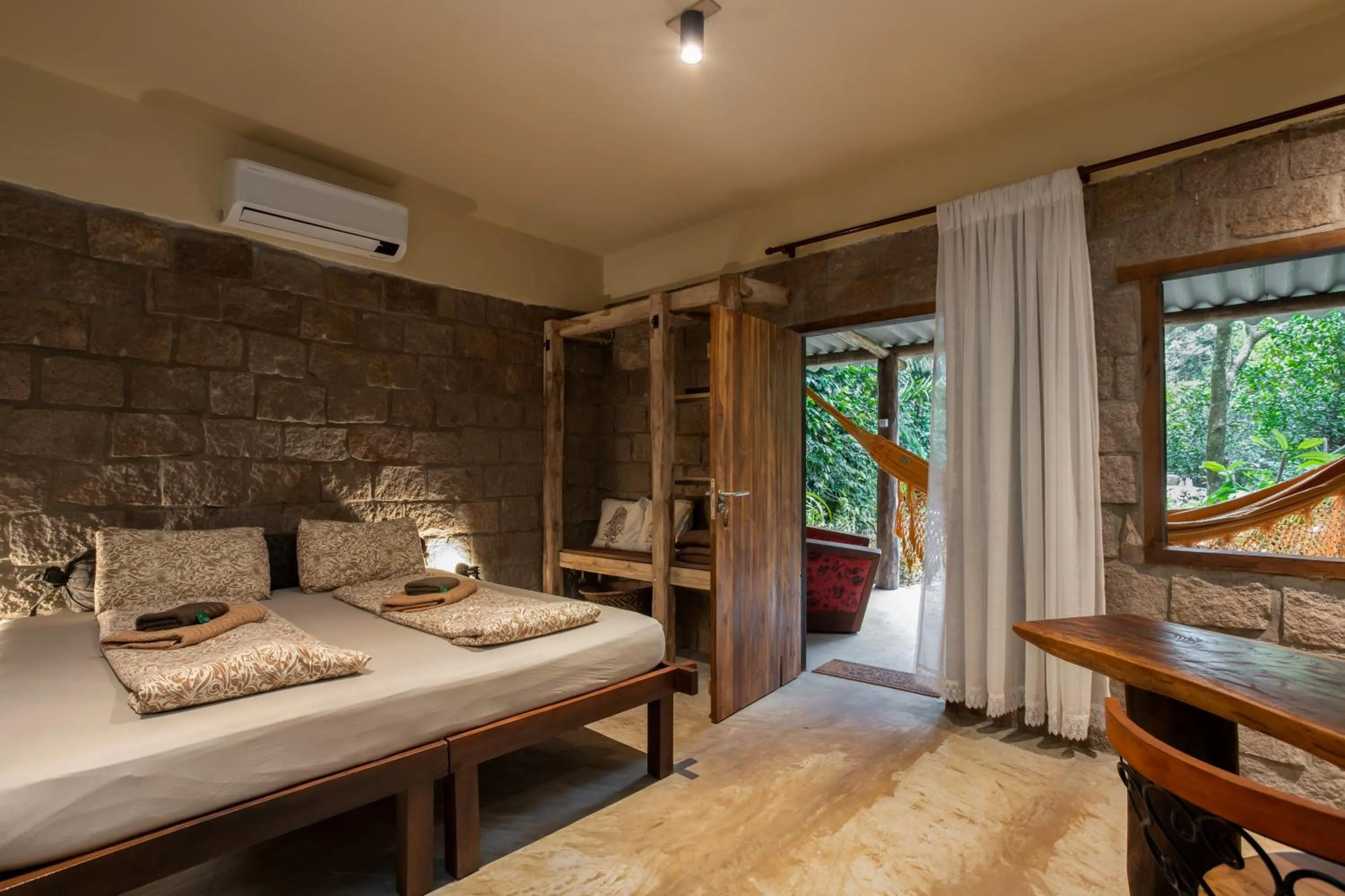 Bed in Cantos da Mata