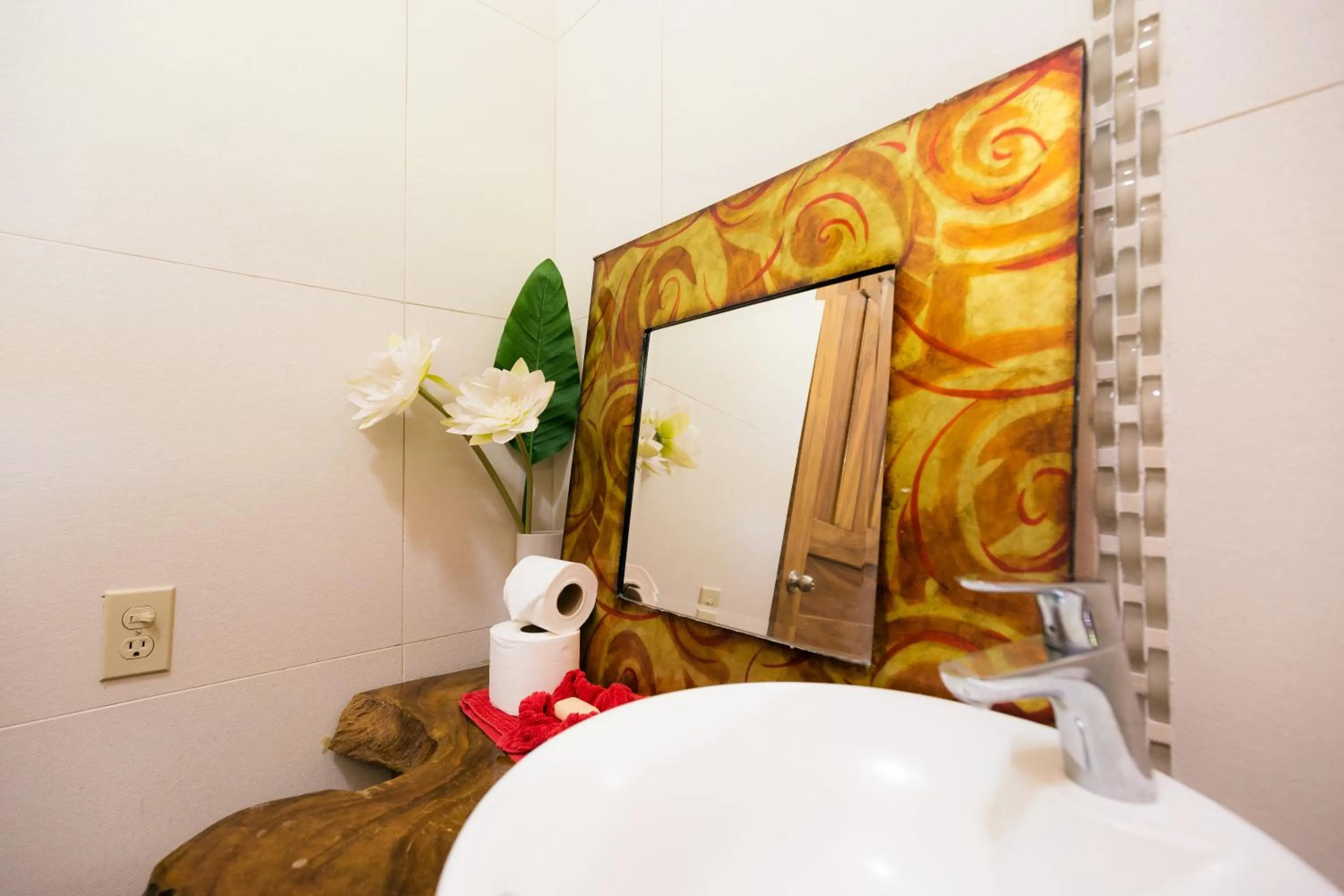 Bathroom in Punta Duarte Garden Inn