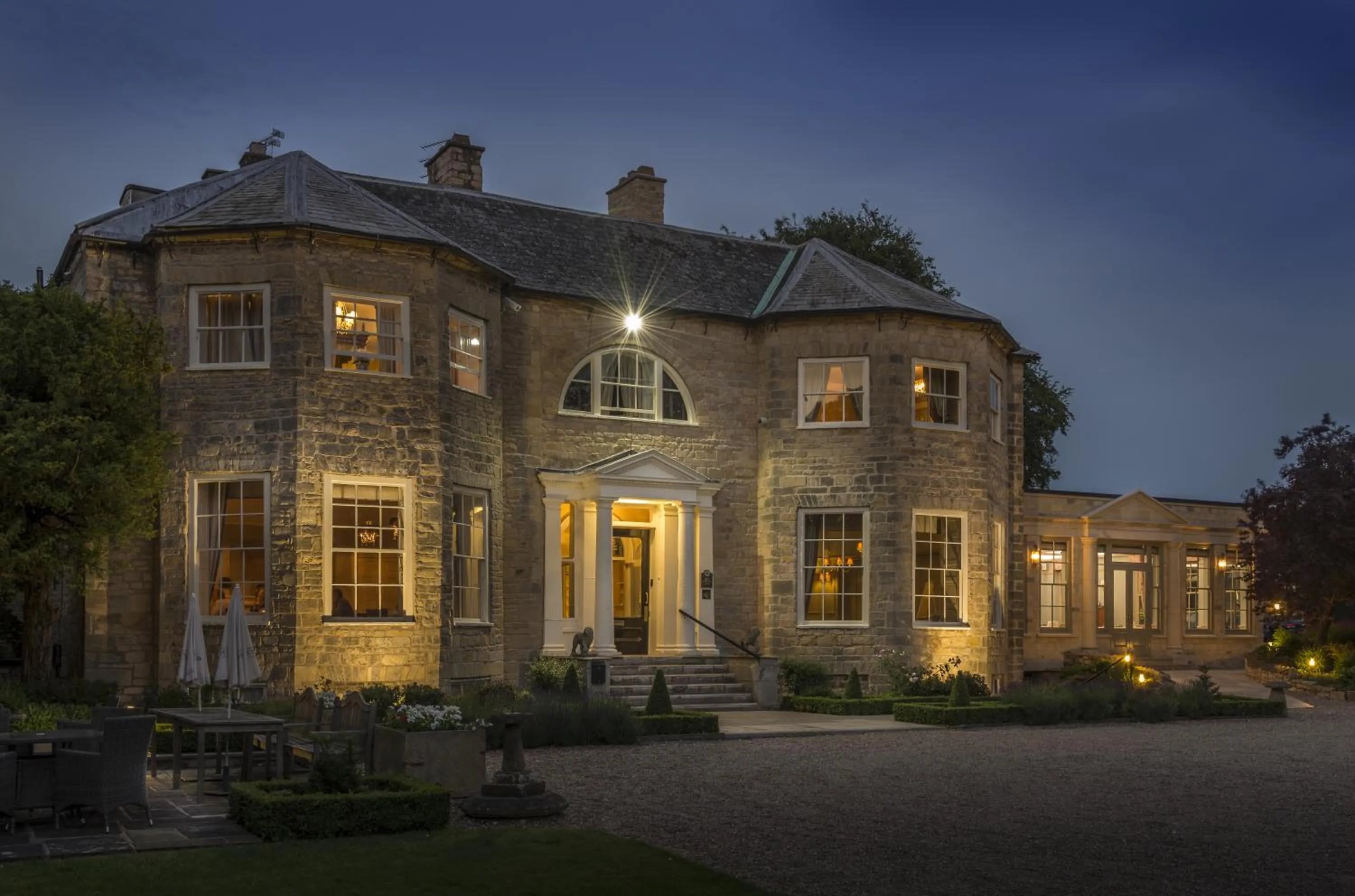 Facade/entrance in Washingborough Hall Hotel
