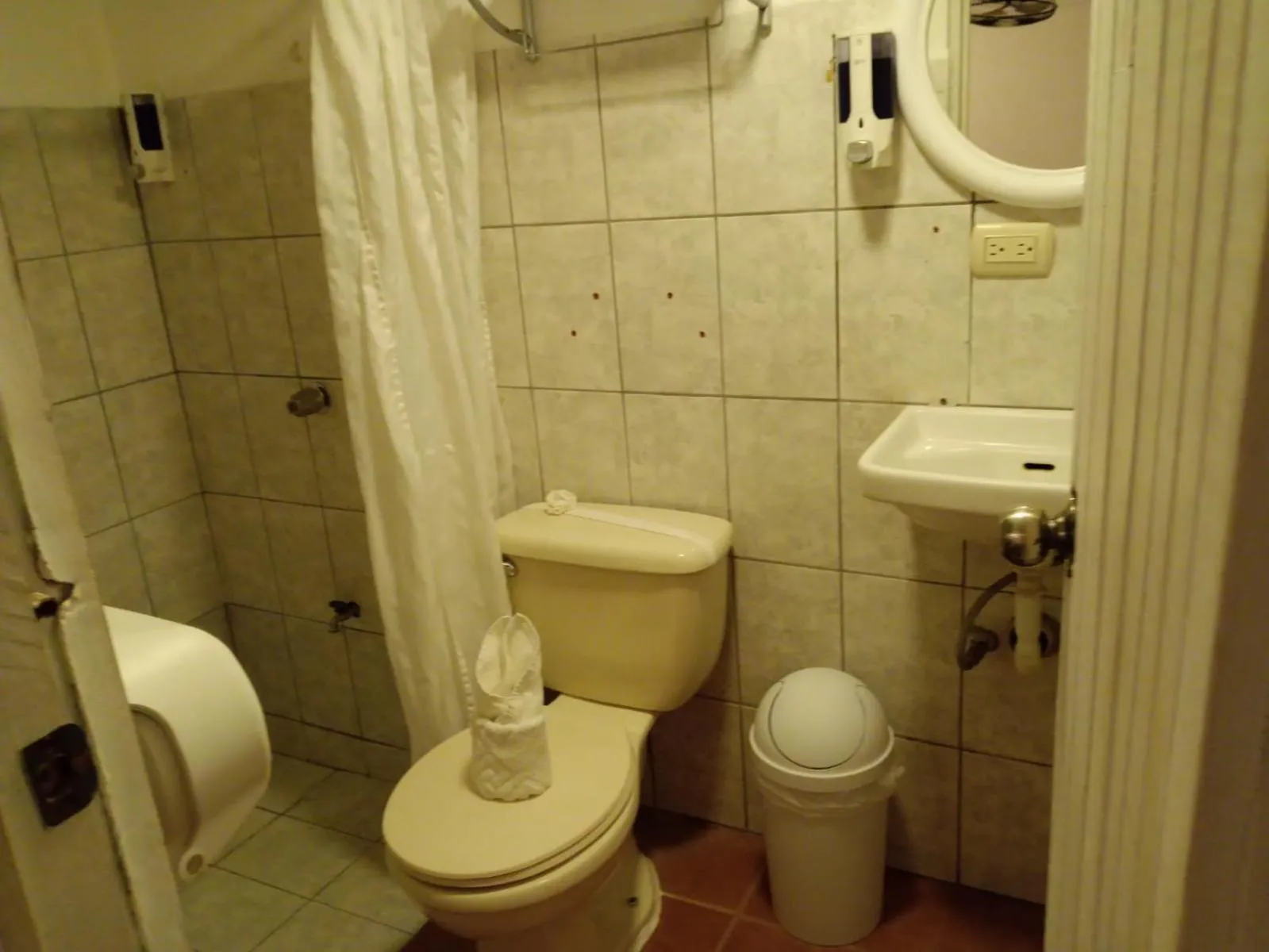 Shower in Hotel M&M Beach House