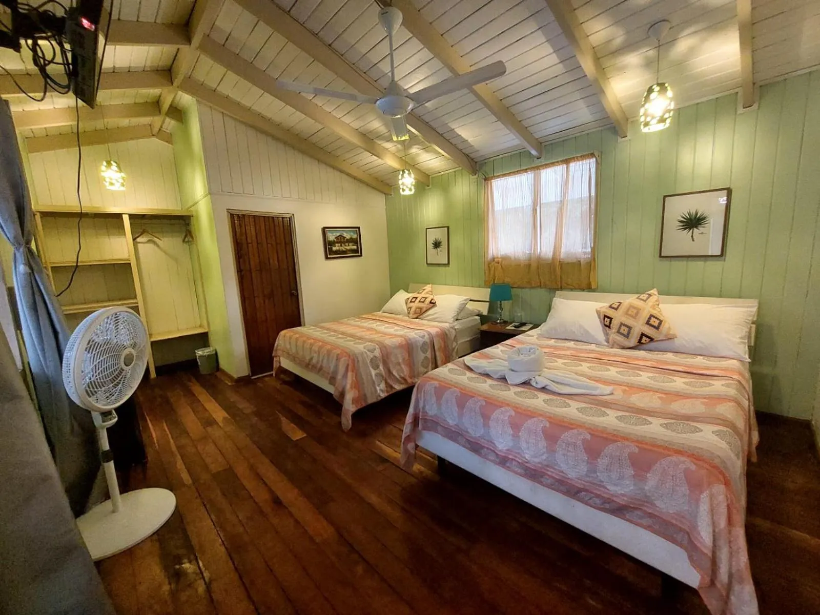 Photo of the whole room, Bed in Hotel M&M Beach House