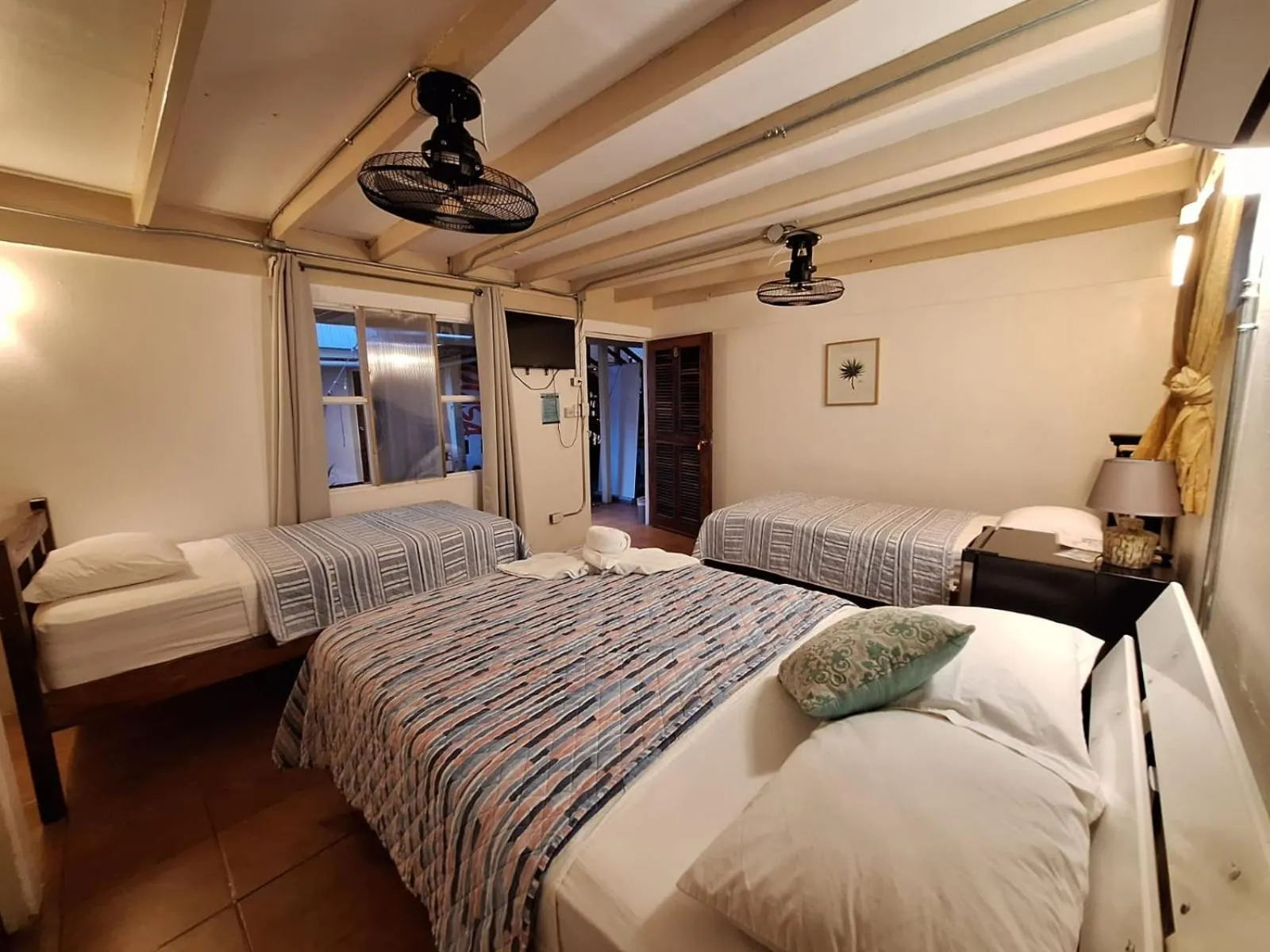 Bedroom, Bed in Hotel M&M Beach House