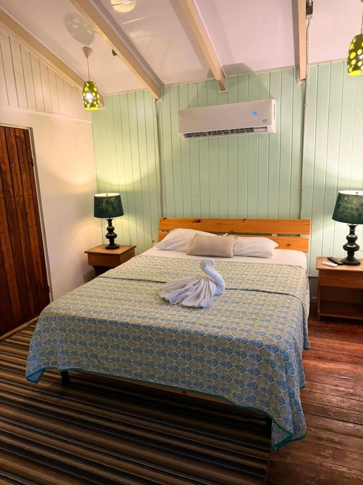 Bed in Hotel M&M Beach House