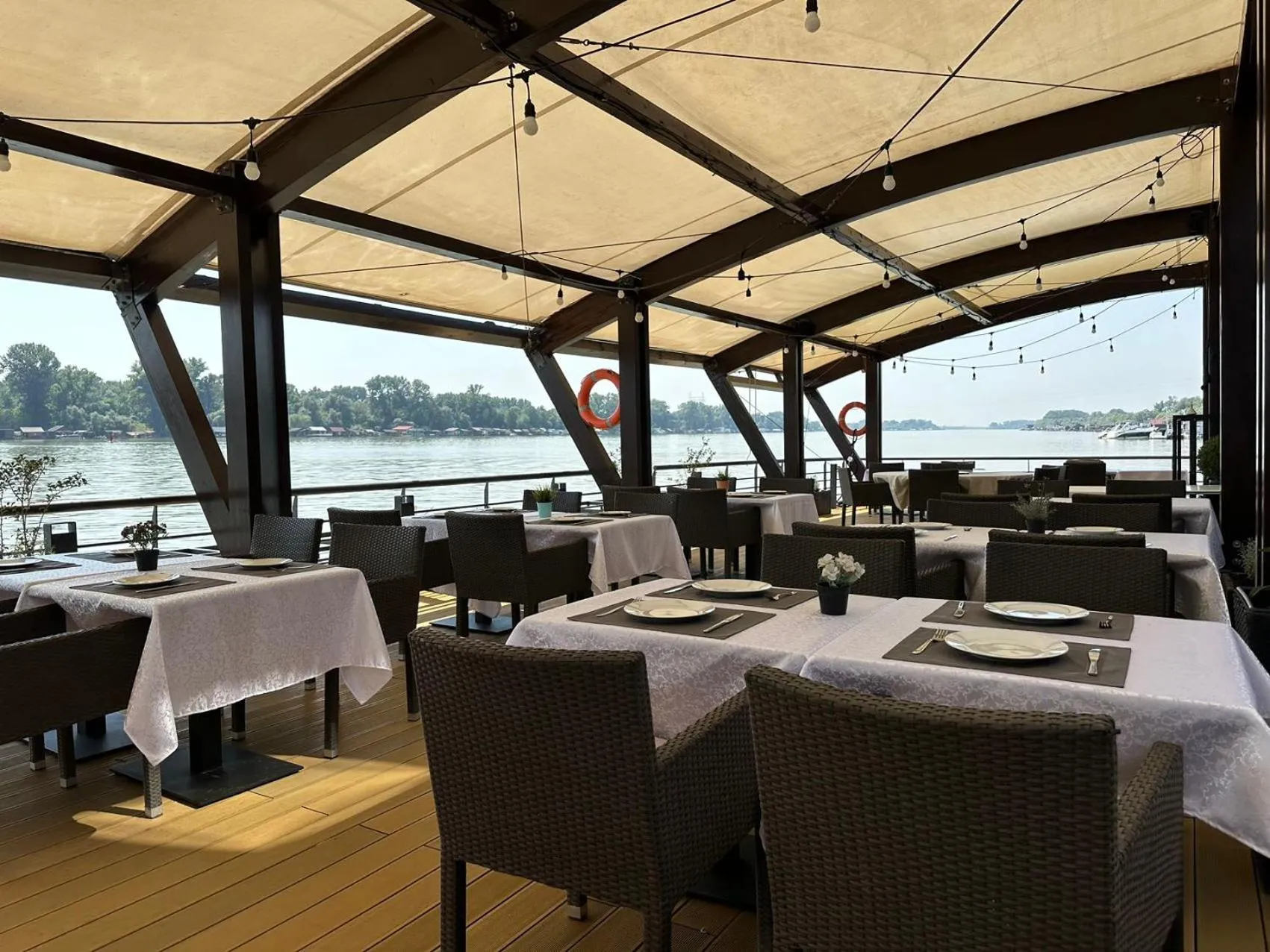 Restaurant/places to eat in KAME HOTEL BELGRADE,贝尔格莱德凯美酒店