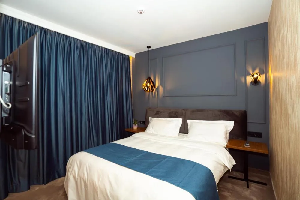 Bed in KAME HOTEL BELGRADE,贝尔格莱德凯美酒店