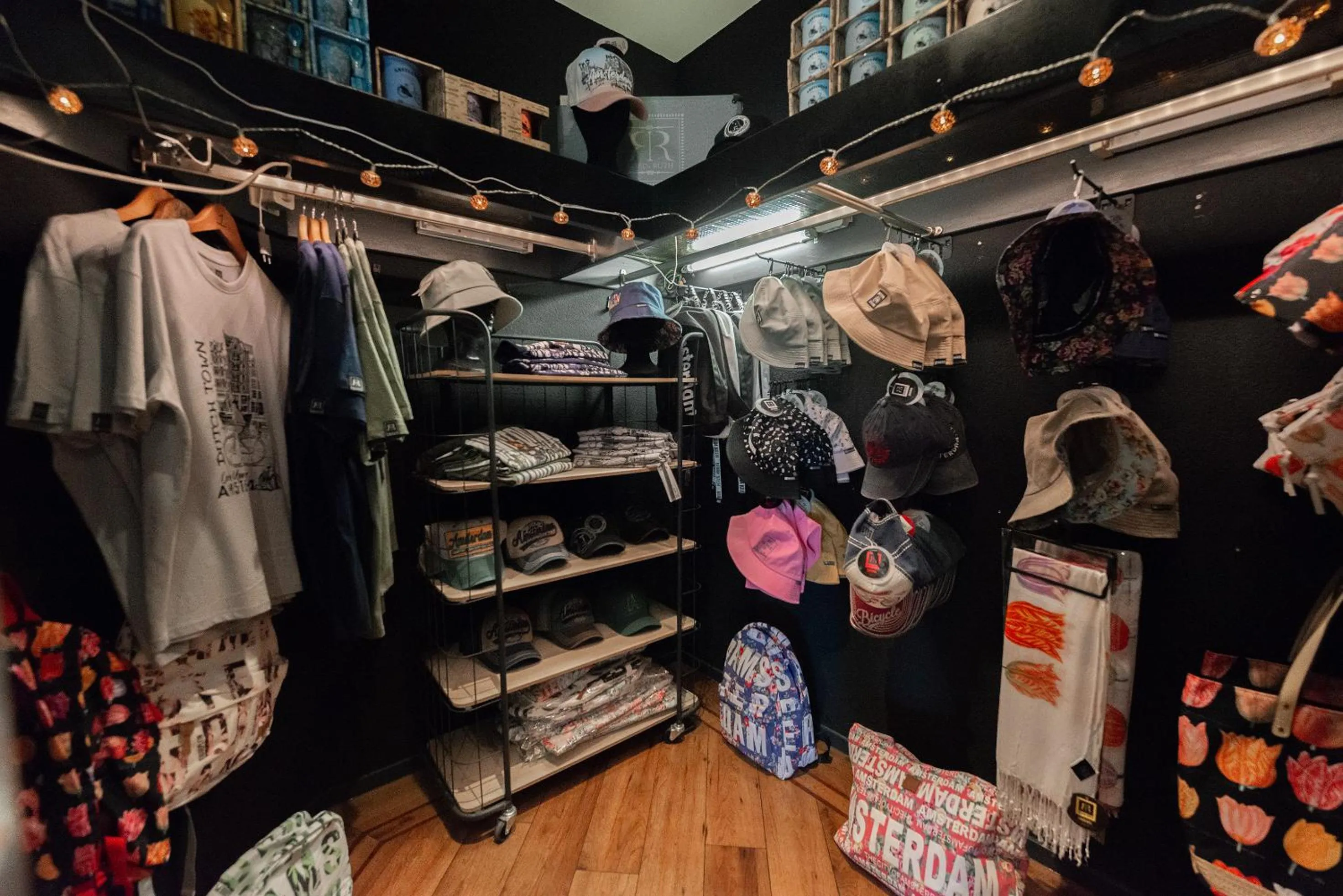 Shopping Area in Boutique Hotel Herbergh Amsterdam Airport FREE PARKING