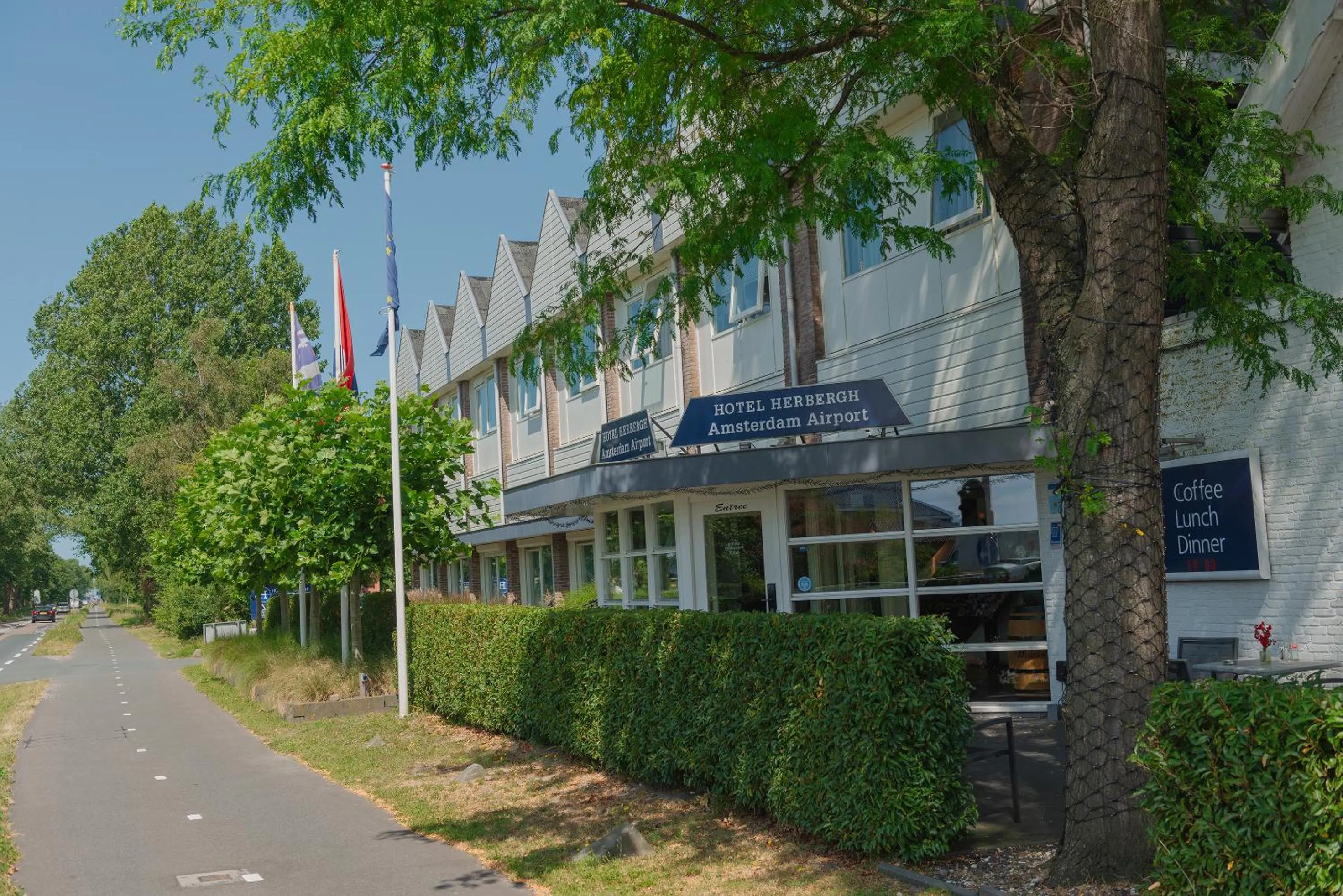 Property building in Boutique Hotel Herbergh Amsterdam Airport FREE PARKING