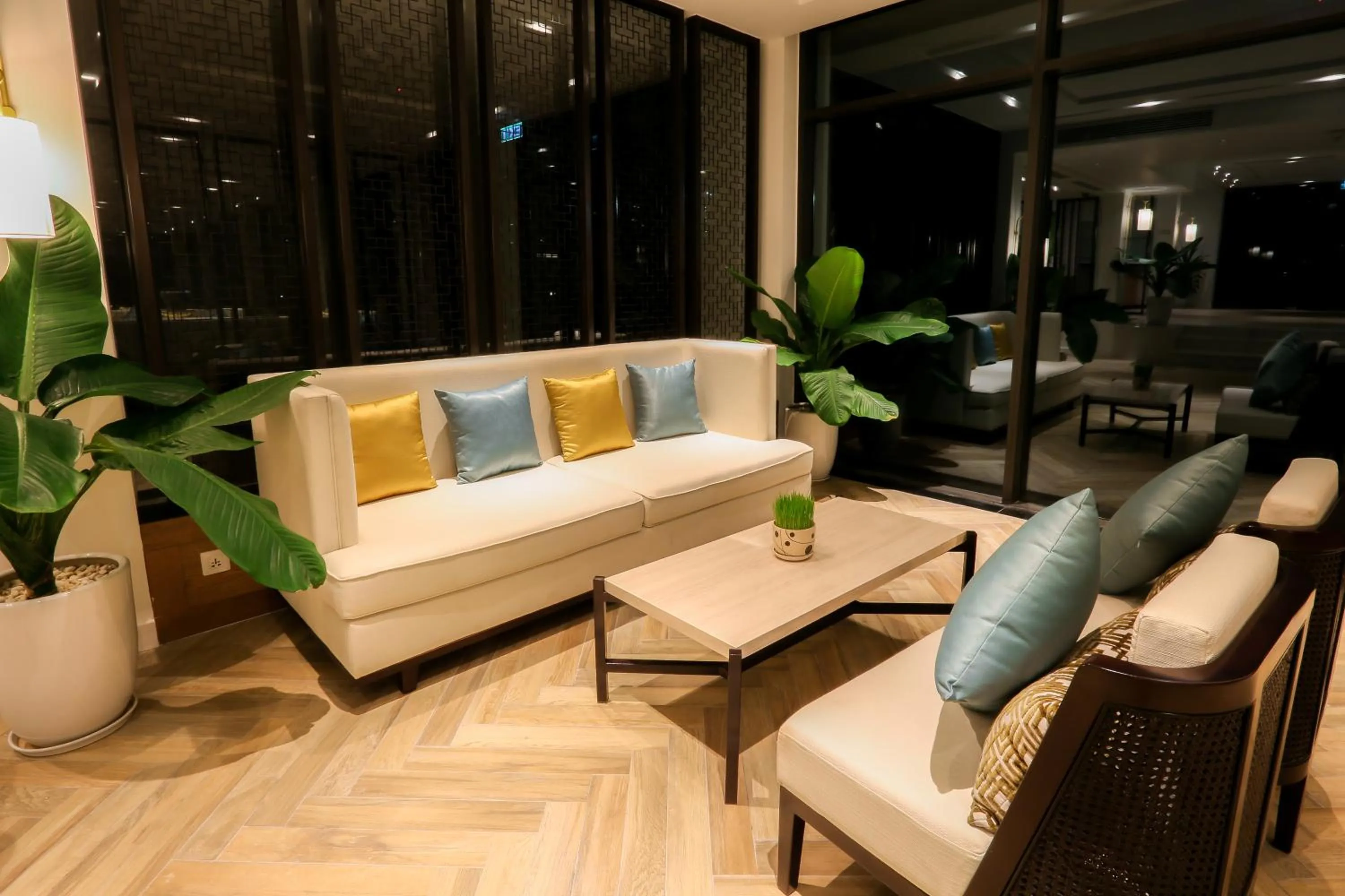 Communal lounge/ TV room in Montgomerie Links Hotel & Villas