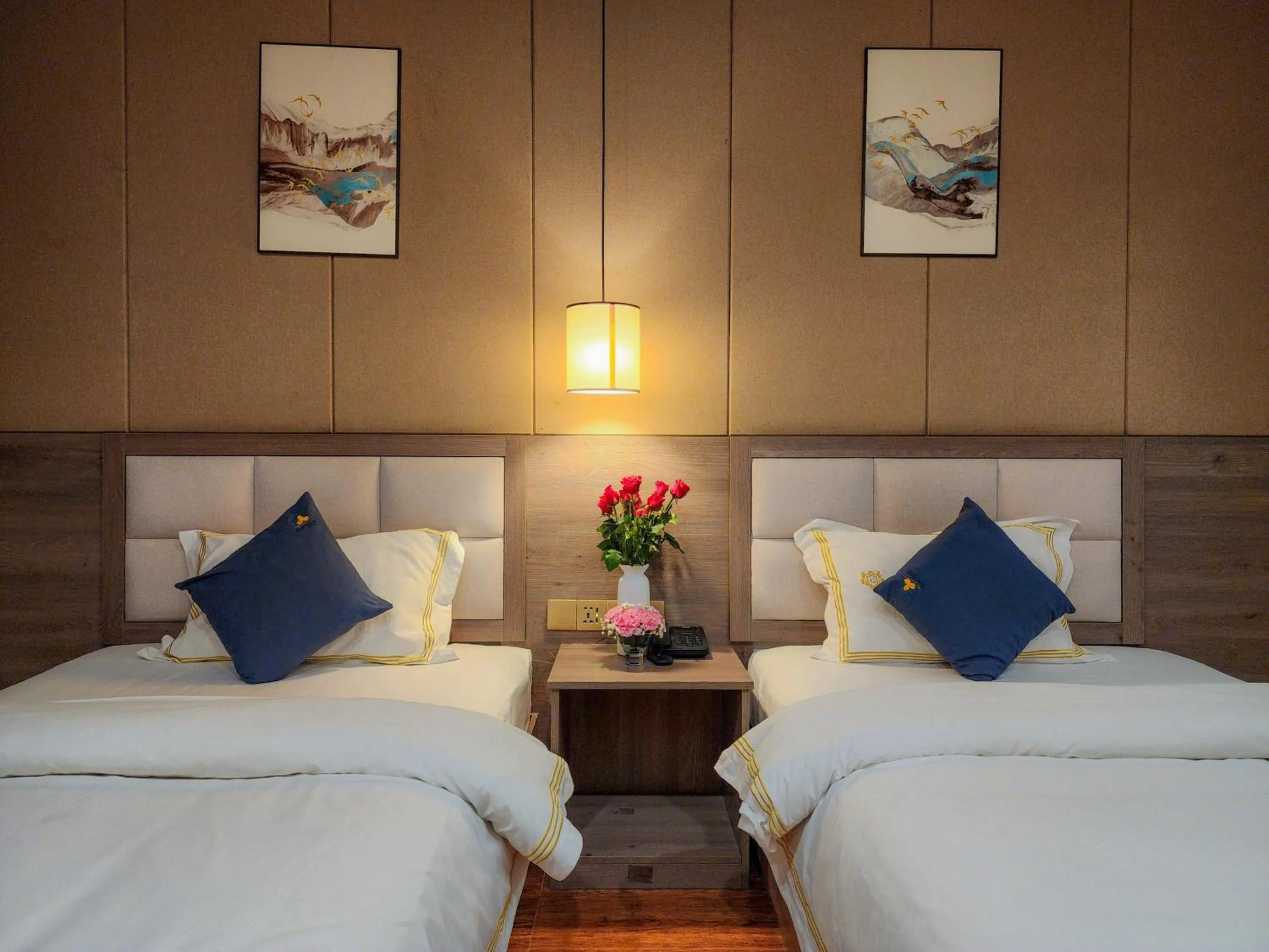 Bedroom in Sunshine Hotel