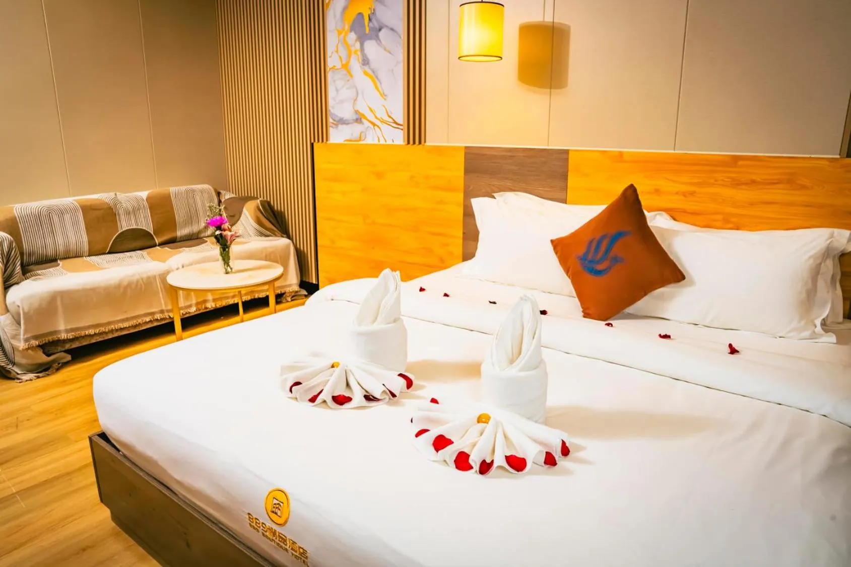 Bed in 889 Boutique Hotel