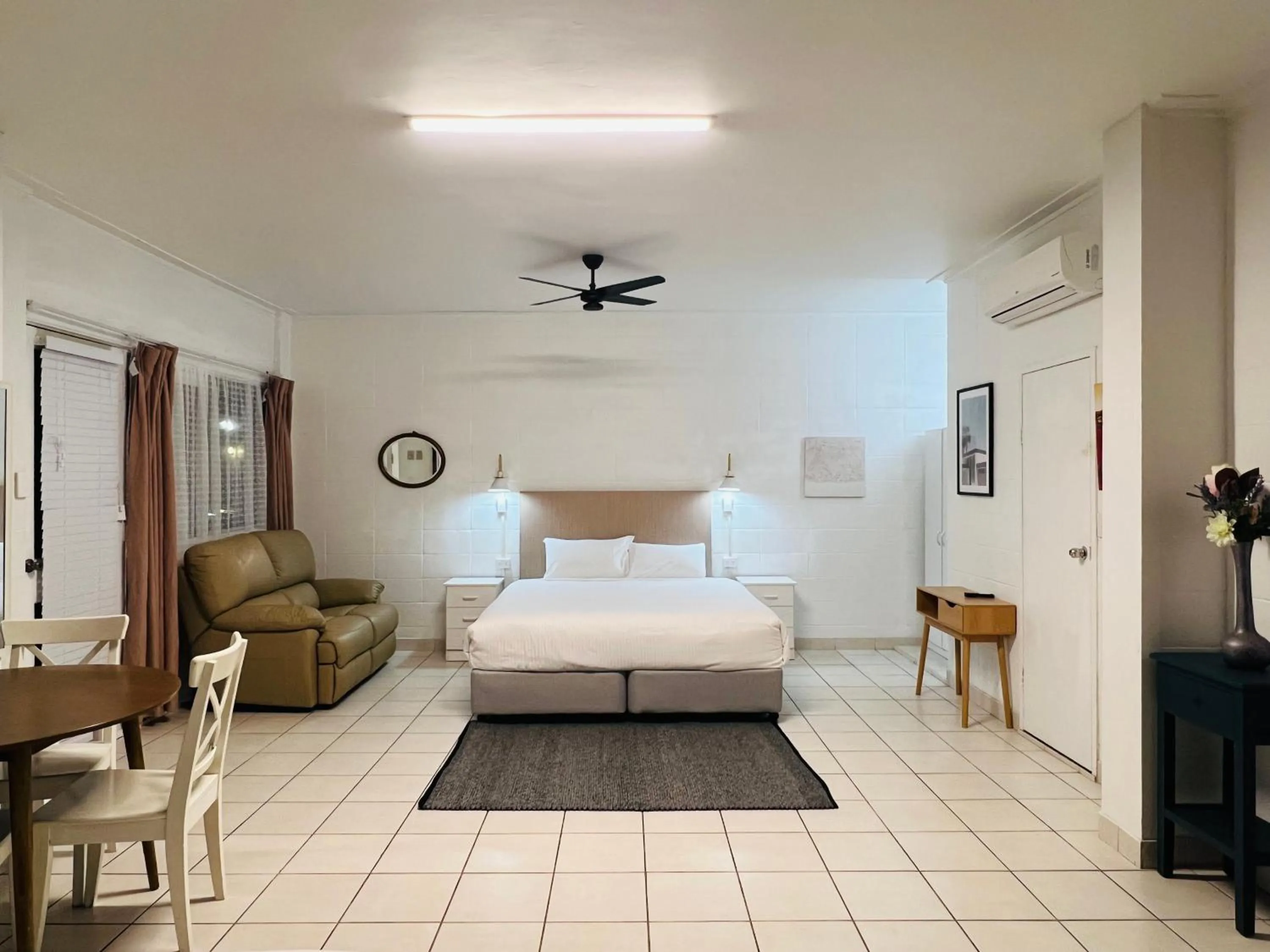 Bed in Coffs Windmill Motel