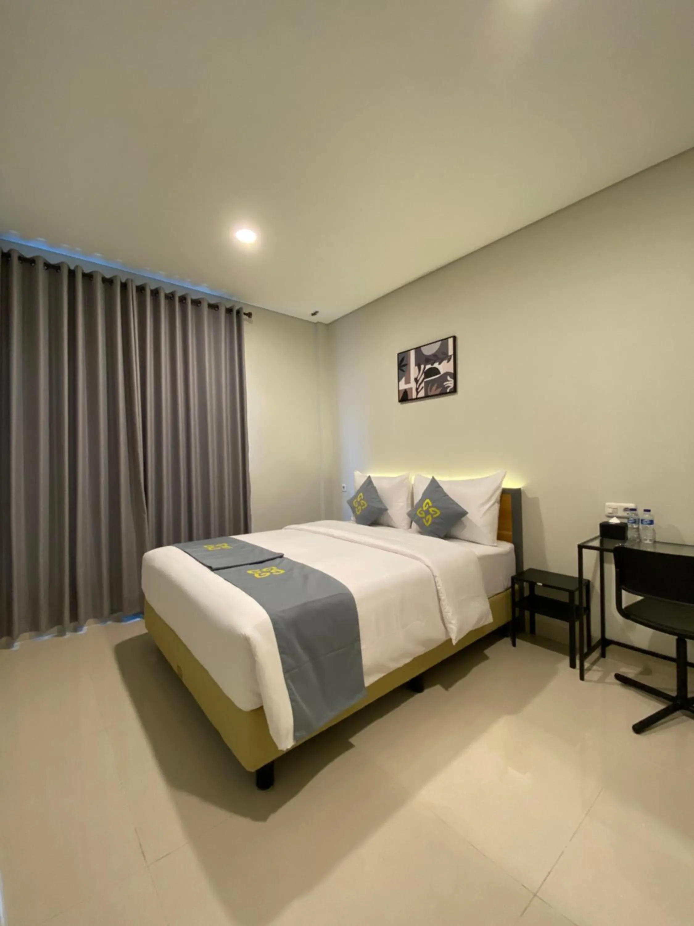 Bed in Ghurfati Hotel Wedana