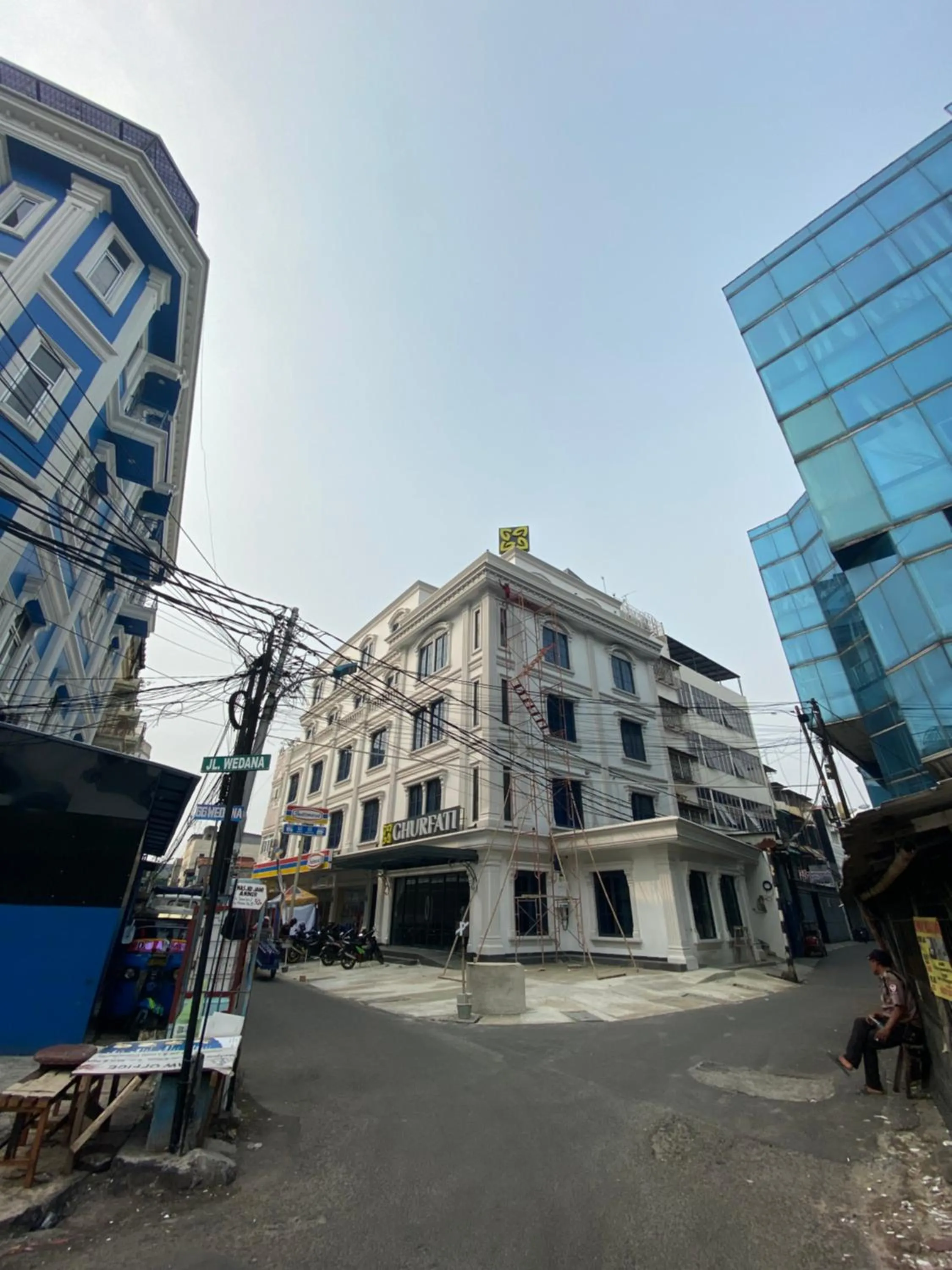 Ghurfati Hotel Wedana