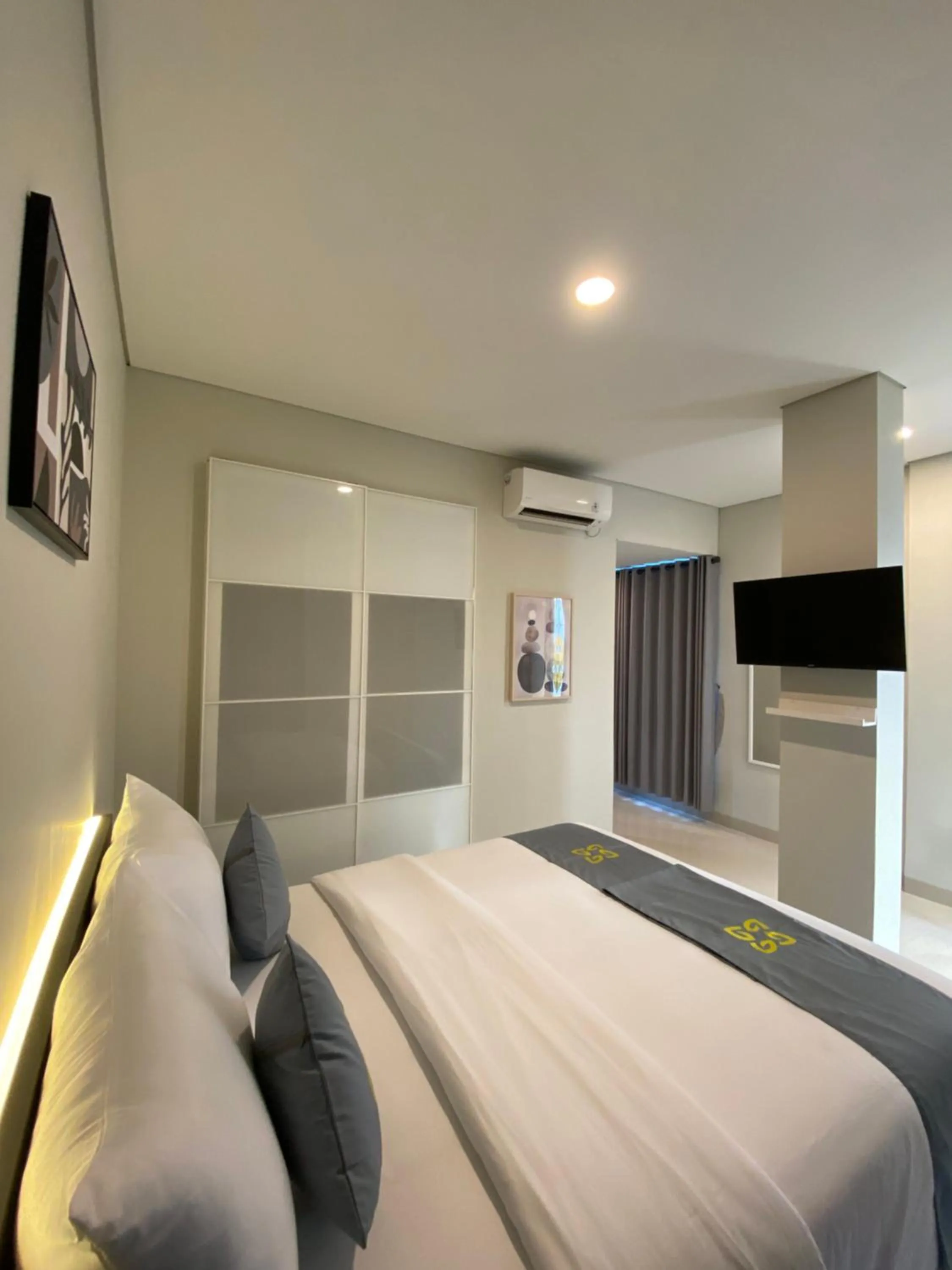 Bed in Ghurfati Hotel Wedana