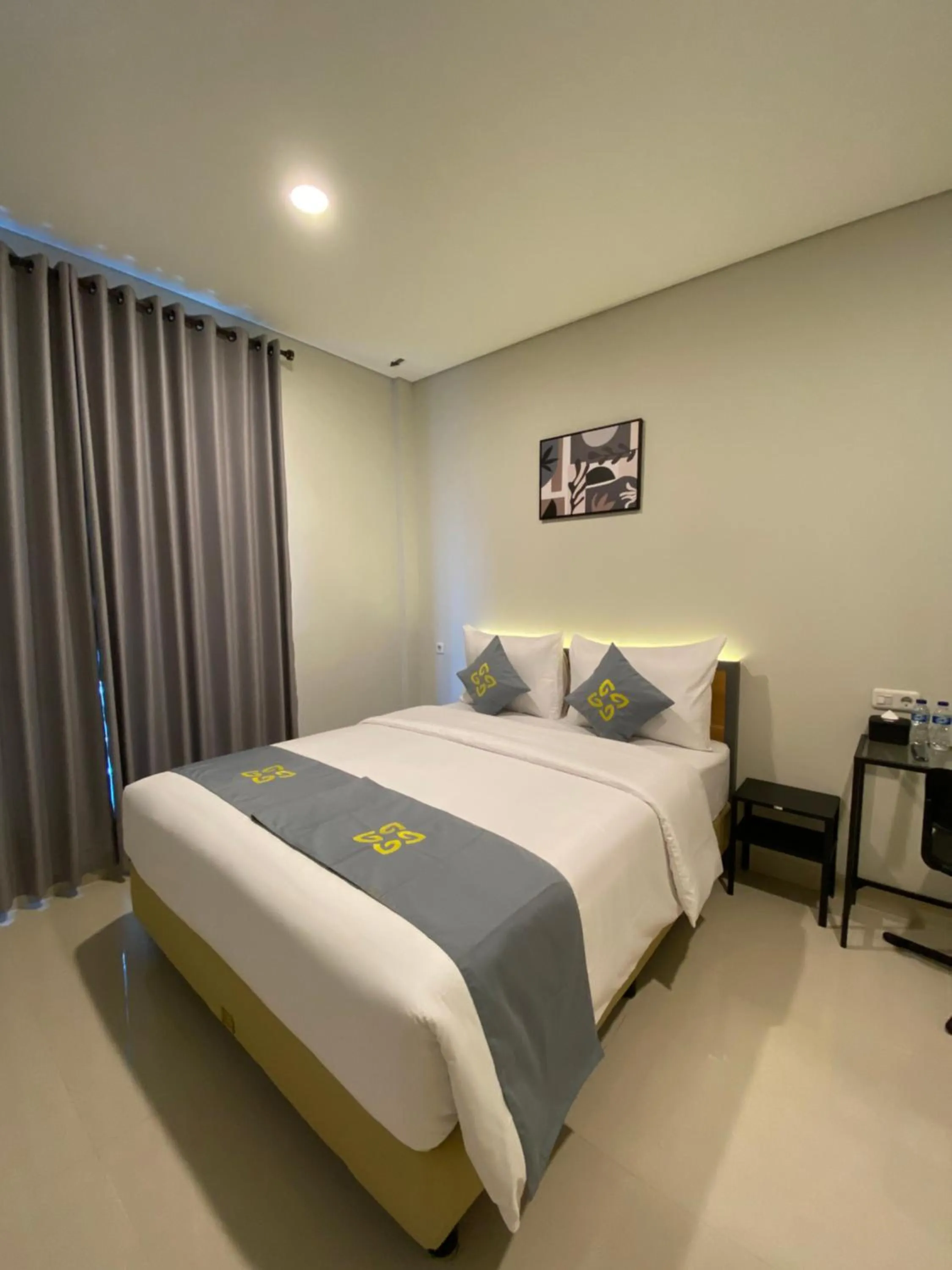 Bed in Ghurfati Hotel Wedana