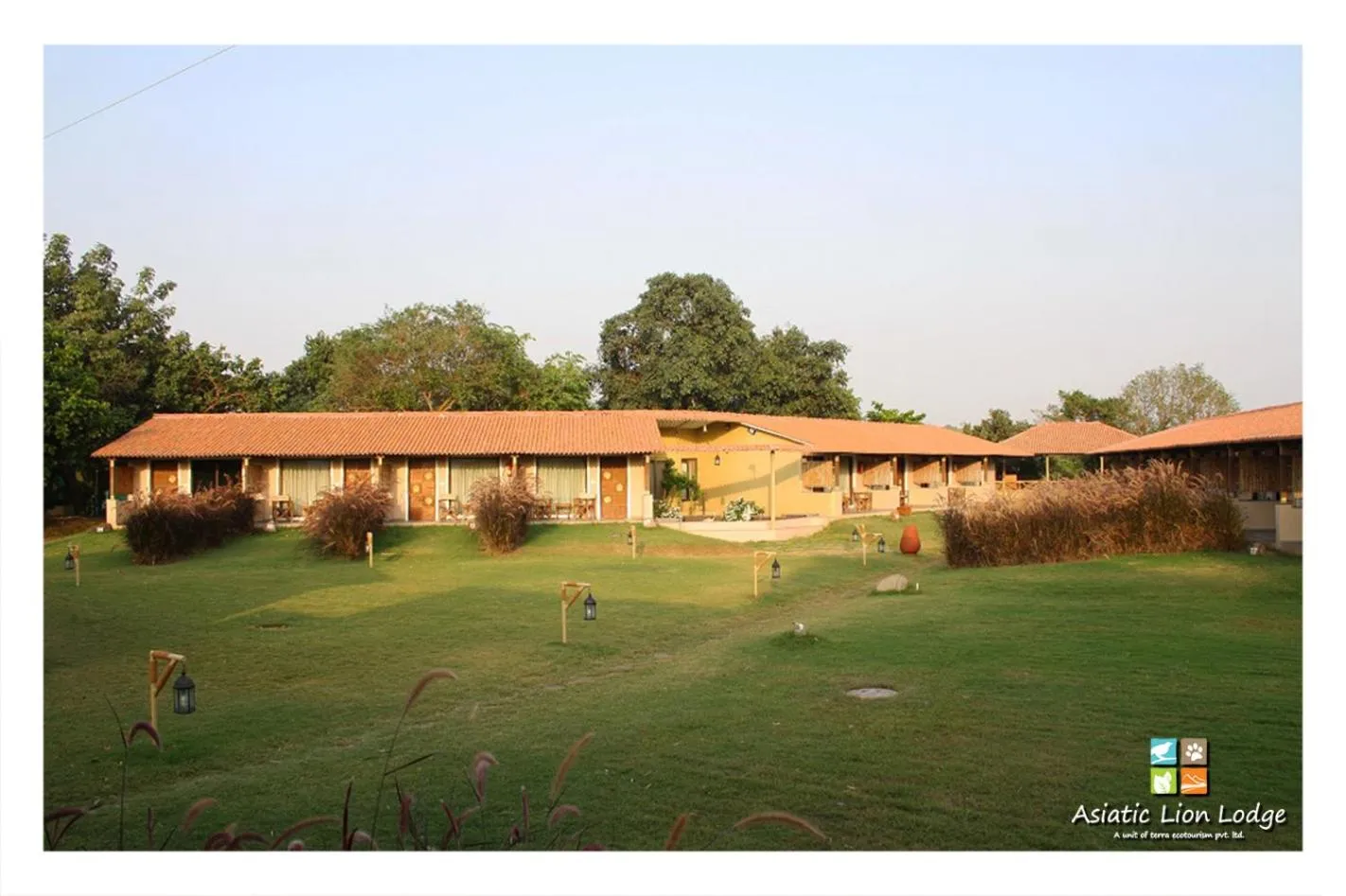 Facade/entrance in Asiatic Lion Lodge
